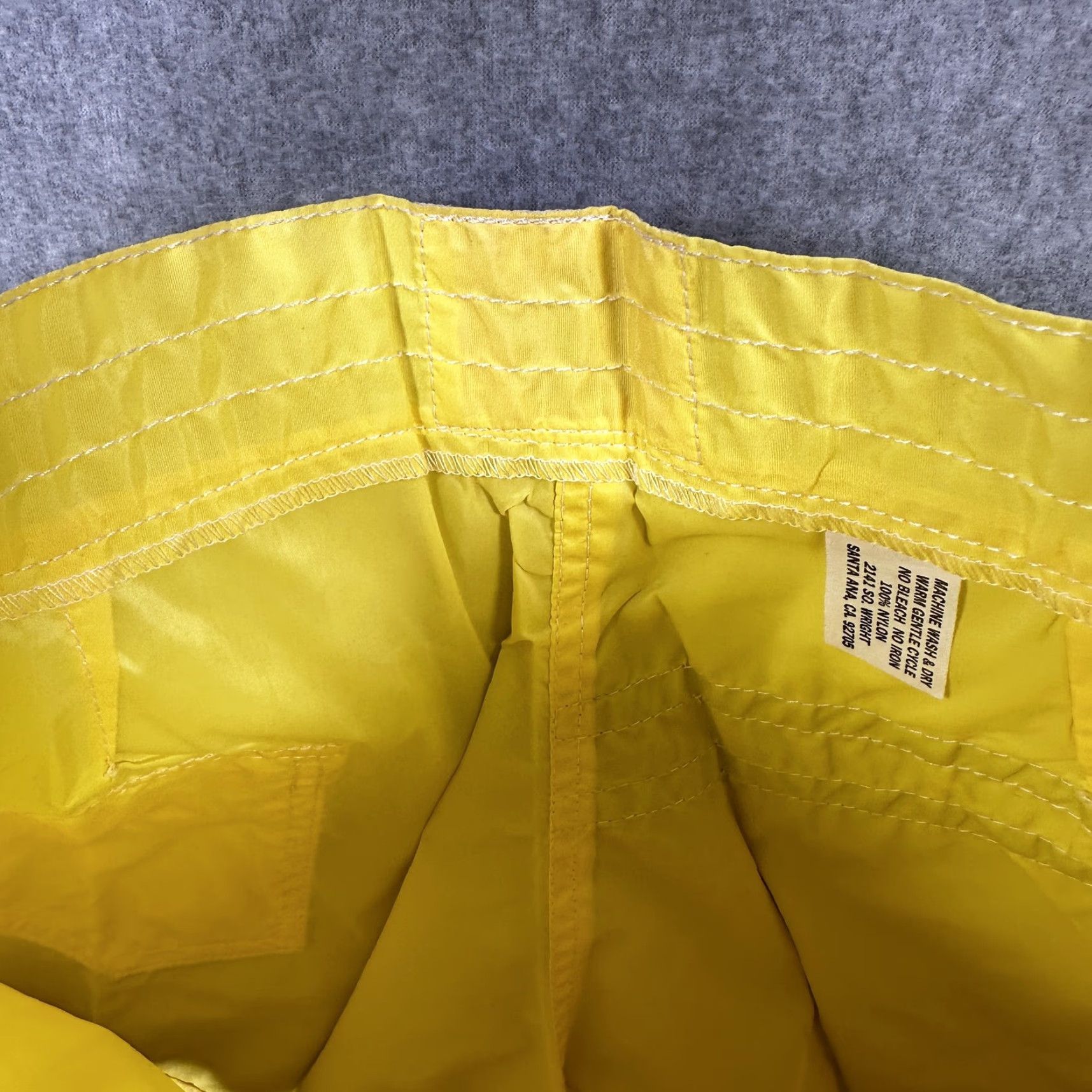 Vintage VINTAGE Birdwell Beach Britches Board Shorts Mens 26 Yellow Blue Striped Quick Dry Nylon 100% Nylon Back Pocket Drawstring Retro Surfing Summer Size US 27 - 6 Thumbnail