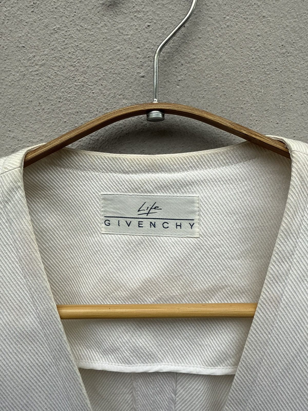 Givenchy Vintage GIVENCHY Life Offwhite Blazer Size L / US 10 / IT 46 - 2 Thumbnail