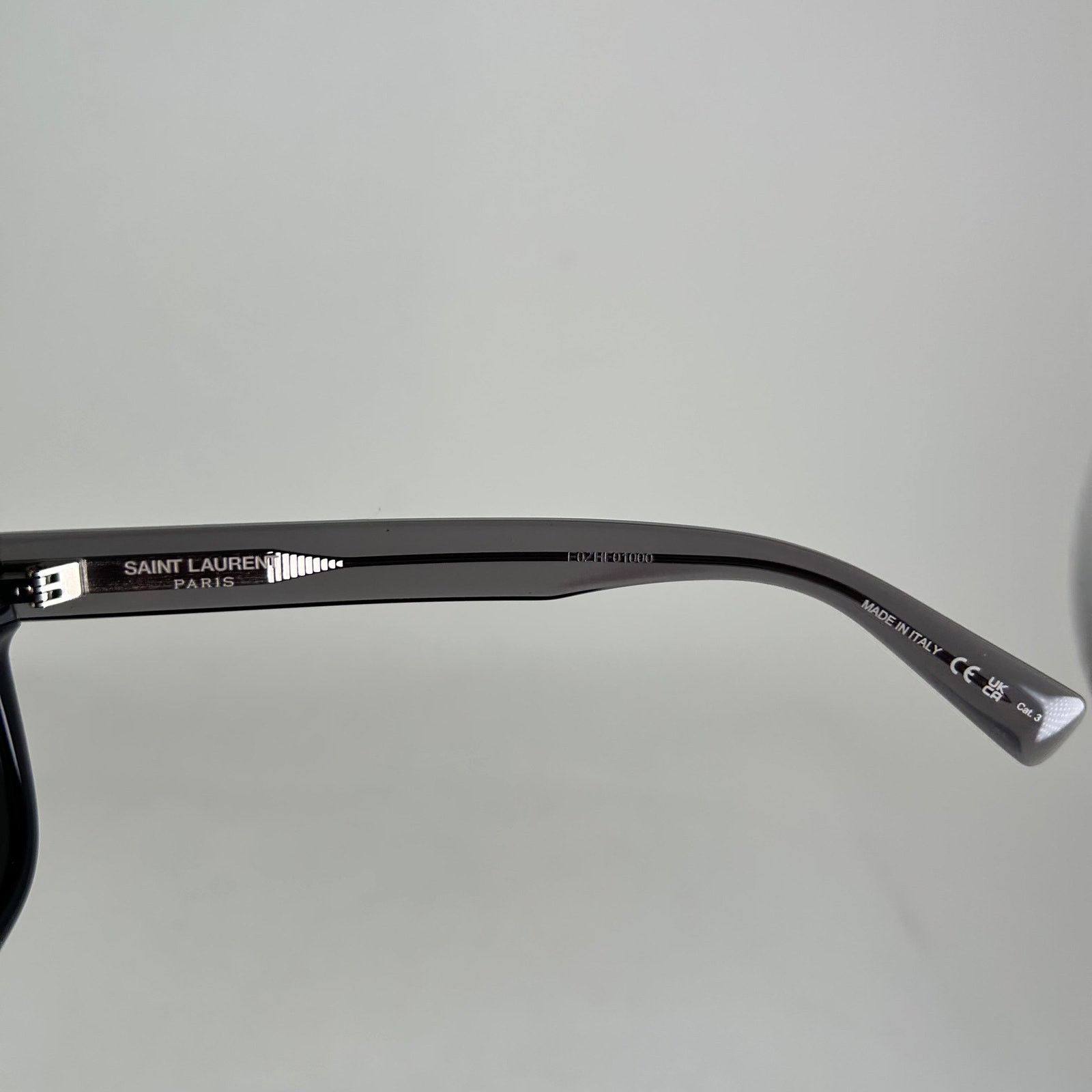 Saint Laurent Paris Saint Laurent SL558 Sunglasses Size ONE SIZE - 5 Thumbnail