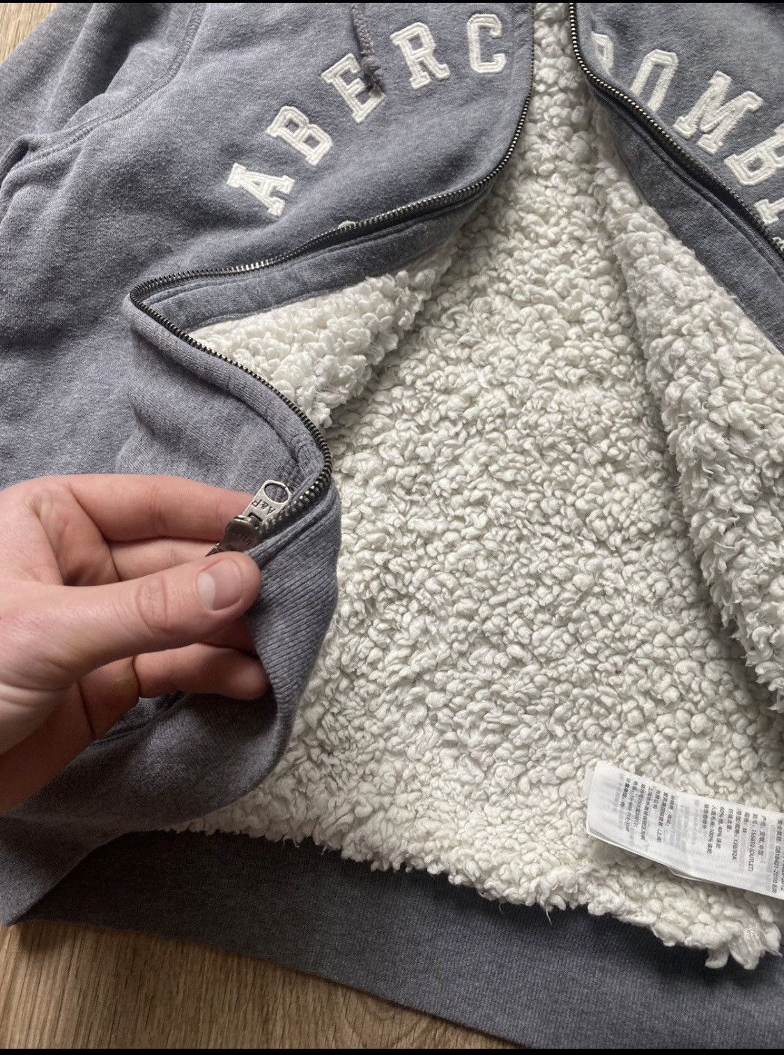 Abercrombie & Fitch ABERCROMBIE FAUXFUR ZIPPER HOODIE JAPANESE I6W9 LGB STYLE Size US M / EU 48-50 / 2 - 5 Thumbnail