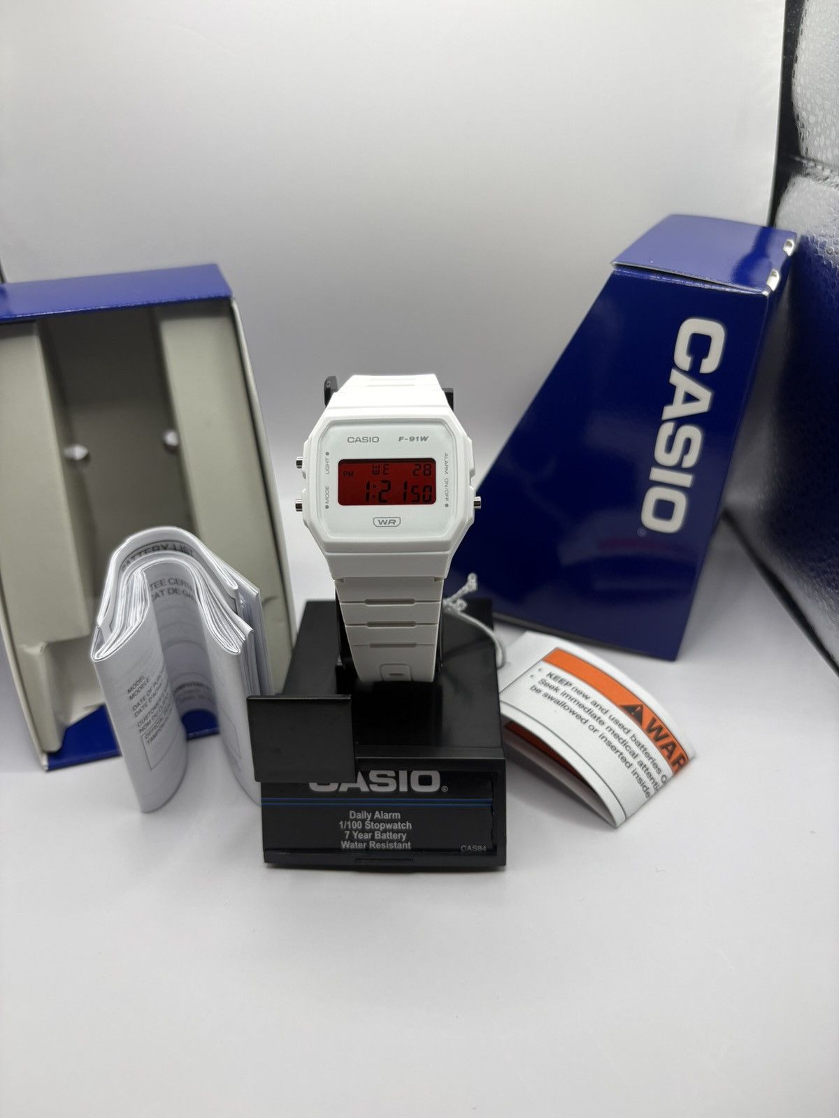 Casio Custom Casio F91w Red Face Size ONE SIZE - 3 Thumbnail