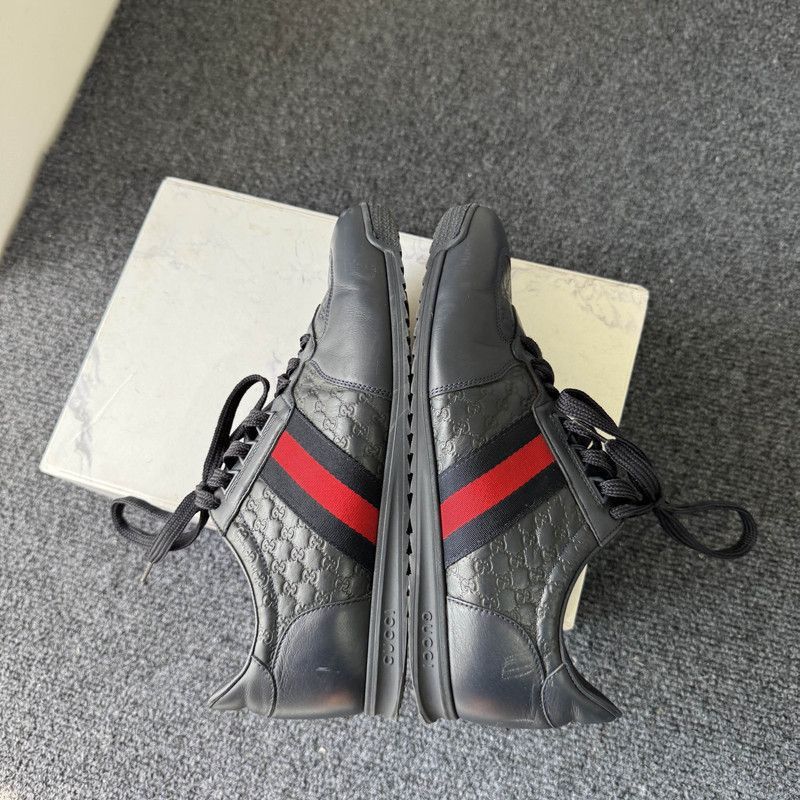 Gucci Gucci Low-Top Casual Sneakers with Red Stripe -2508 Size US 8 / EU 41 - 8 Thumbnail