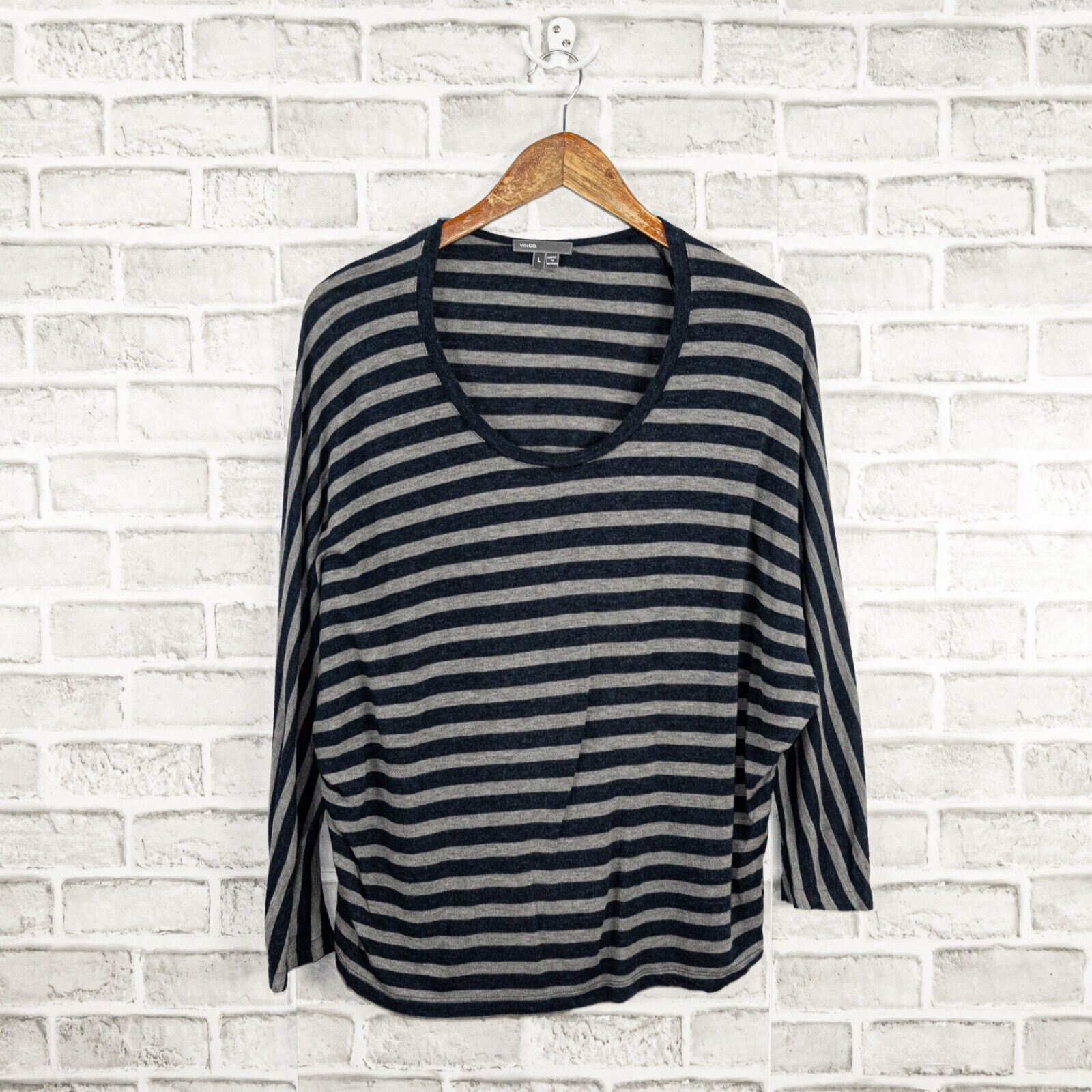 Vince VINCE Scoop Neck Dolman Sleeve Pullover Blouse Gray Navy Size L / US 10 / IT 46 - 6 Thumbnail