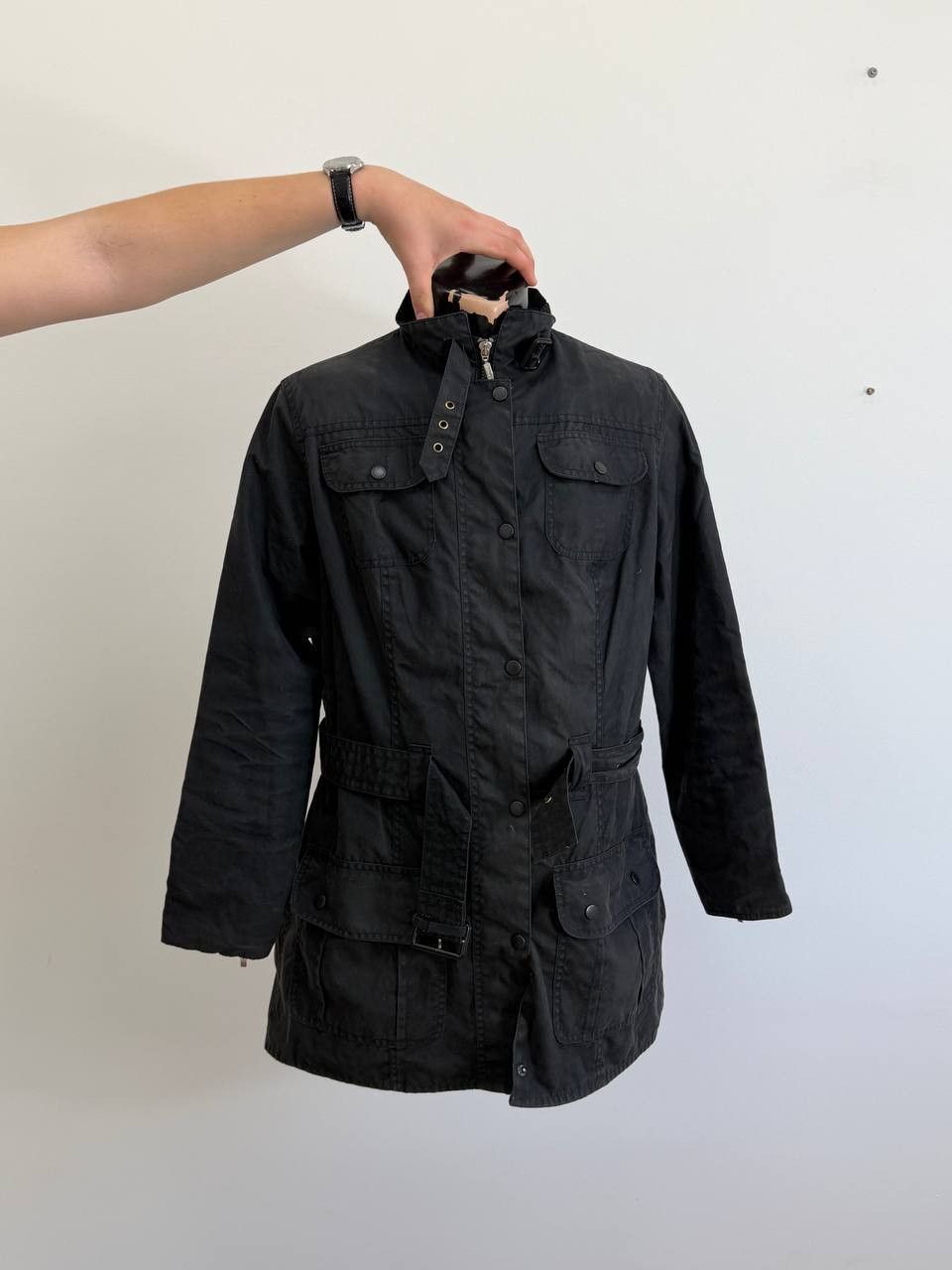 Barbour Barbour International Waxed Quilted Belted Jacket! Size - M! Size US M / EU 48-50 / 2 - 4 Thumbnail