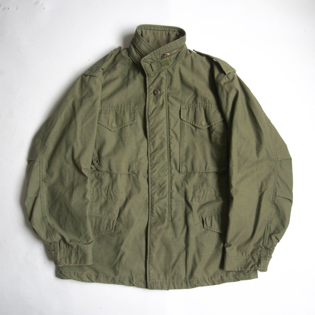 Vintage US ARMY M-65 3rd Field Jacket Size MEDIUM-REGULAR Size US M / EU 48-50 / 2 - 1 Thumbnail