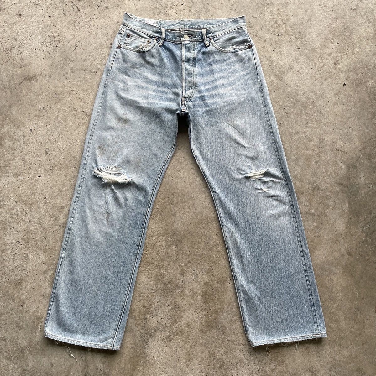 Japanese Brand × Jean × Vintage Vintage Japanese Distressed Light Wash Faded Jeans Pants Size US 32 / EU 48 - 1 Thumbnail