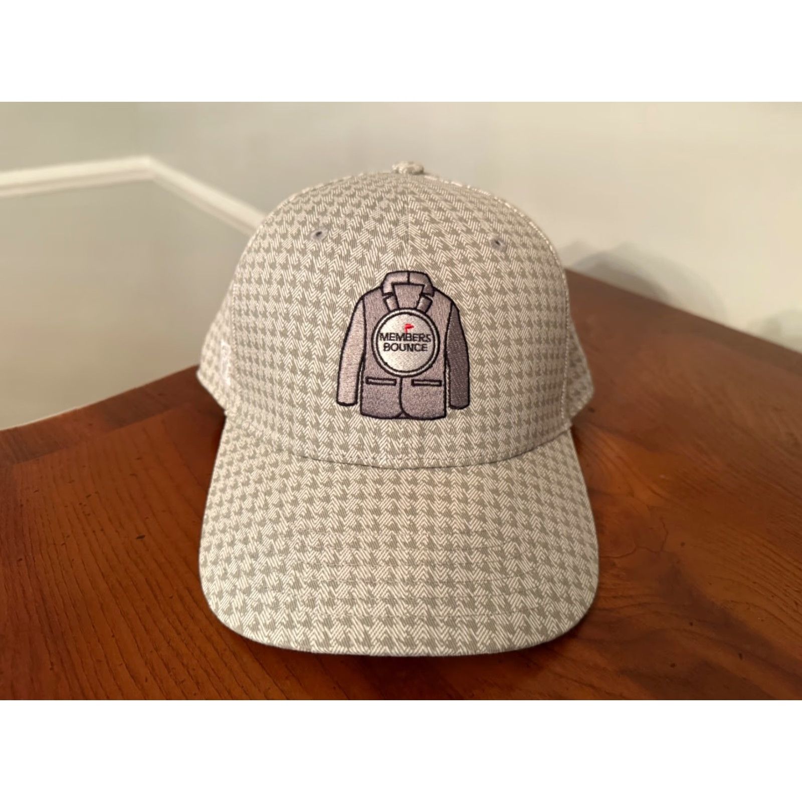 Adidas Adidas Golf Mens White Gray Members Bounce Cap Hat Adjustable Snapback NWOT Size ONE SIZE - 2 Thumbnail
