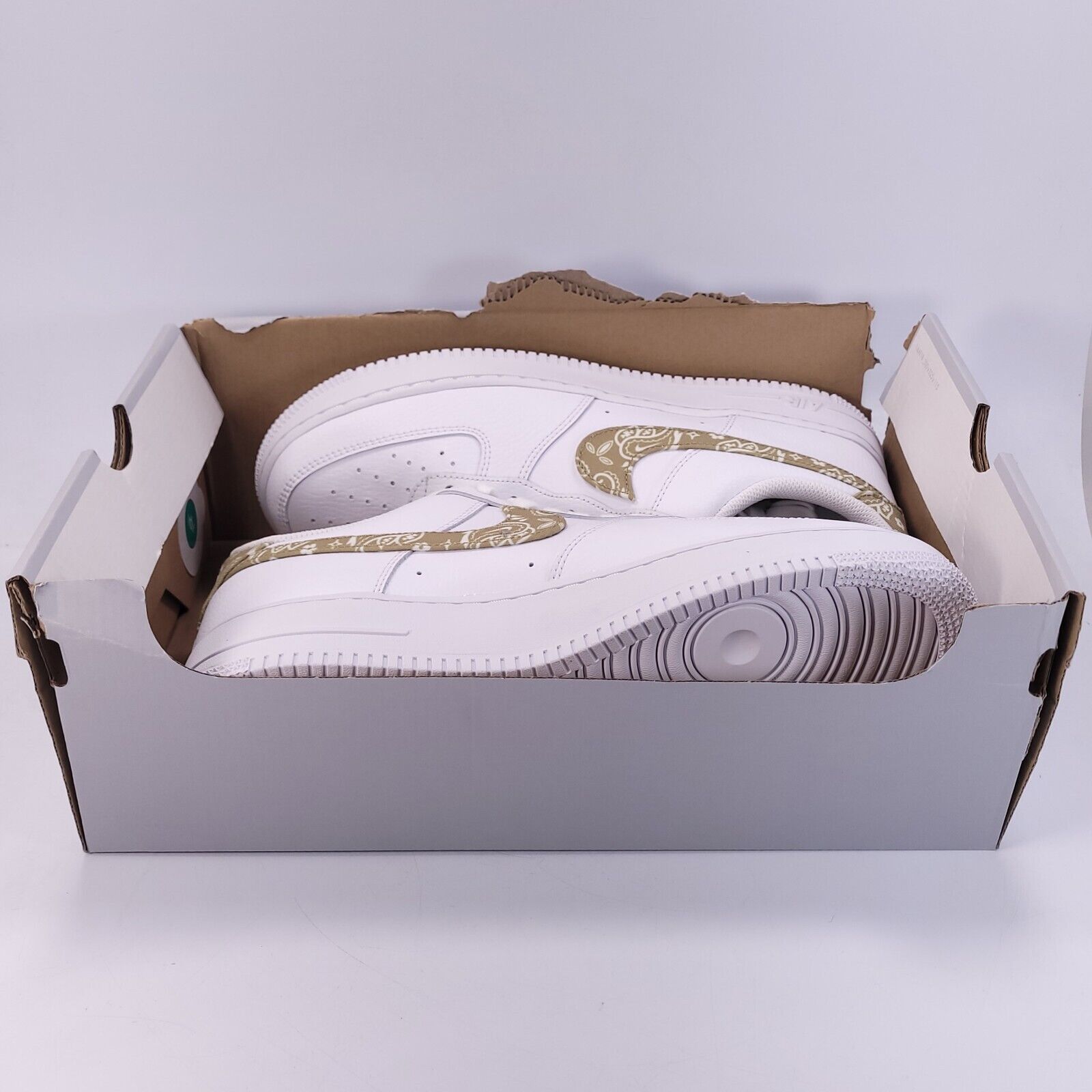 Nike Nike Air Force 1 '07 ESS Shoe Womens Size 11.5 DJ9942-101 Size US 11.5 / IT 41.5 - 10 Thumbnail