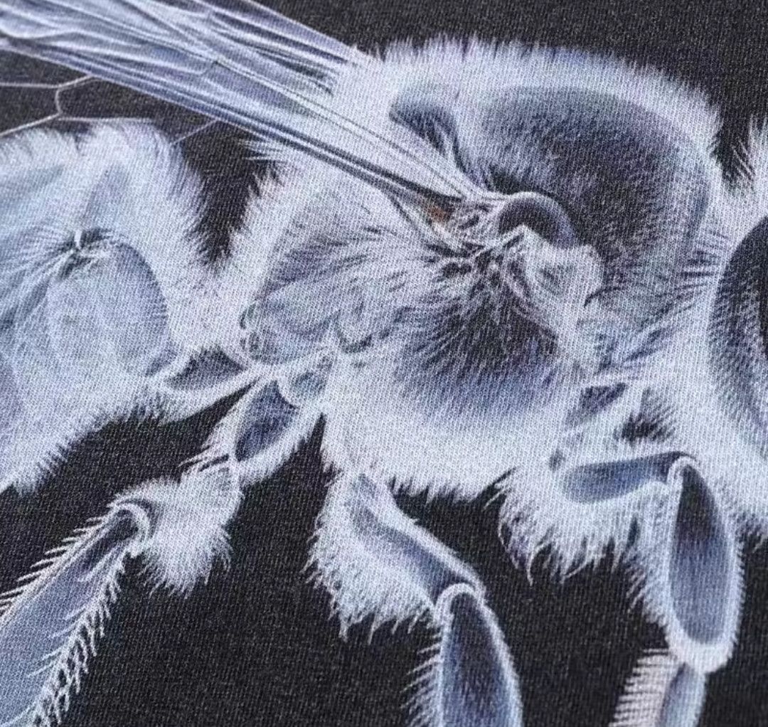 Vintage Vintage bee printed tee hype Size US XL / EU 56 / 4 - 4 Thumbnail