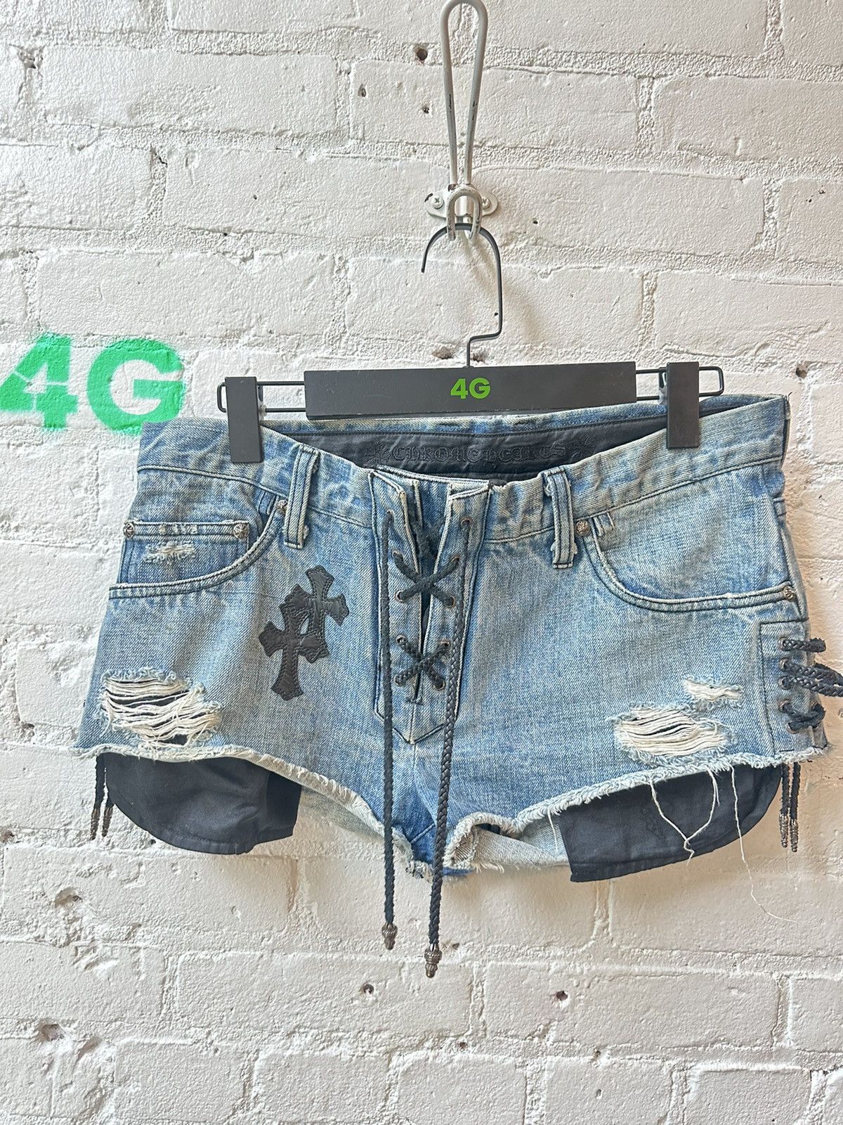Chrome Hearts Chrome Hearts Womens Cross Patch Shorts S, M, L Size 28" / US 6 / IT 42 - 2 Thumbnail