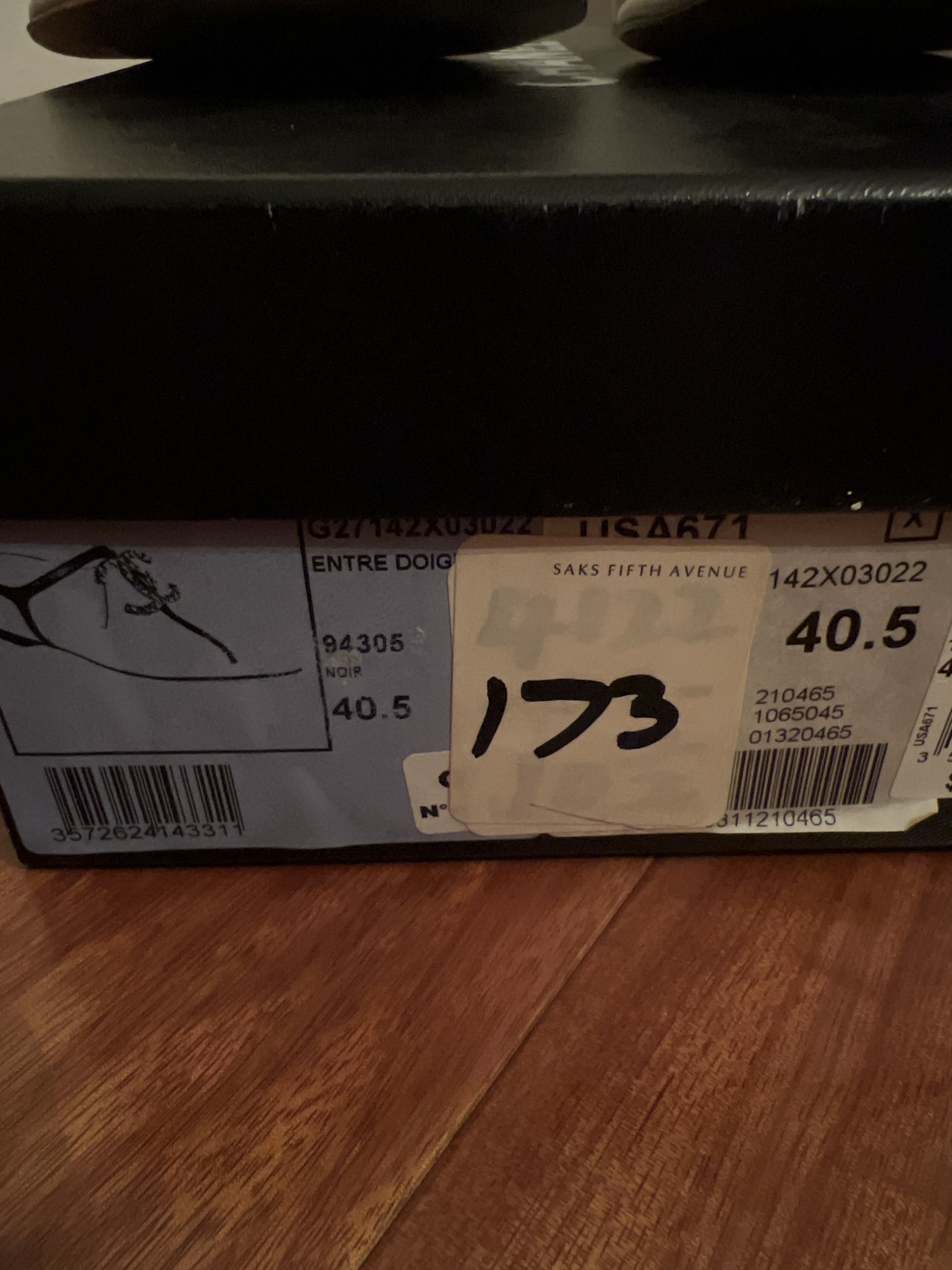 Chanel Thong logo sandal Size US 10.5 / IT 40.5 - 4 Thumbnail