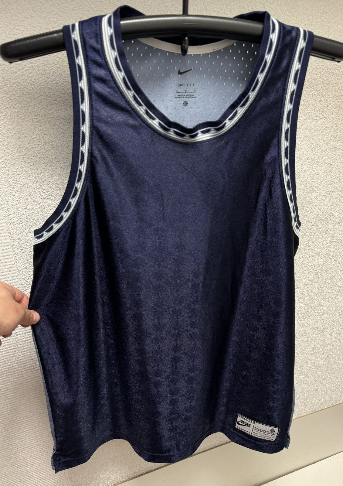 Nike Nike Greak Freak Giannis Antetokounmpo sleeveless L sz Size US L / EU 52-54 / 3 - 2 Thumbnail