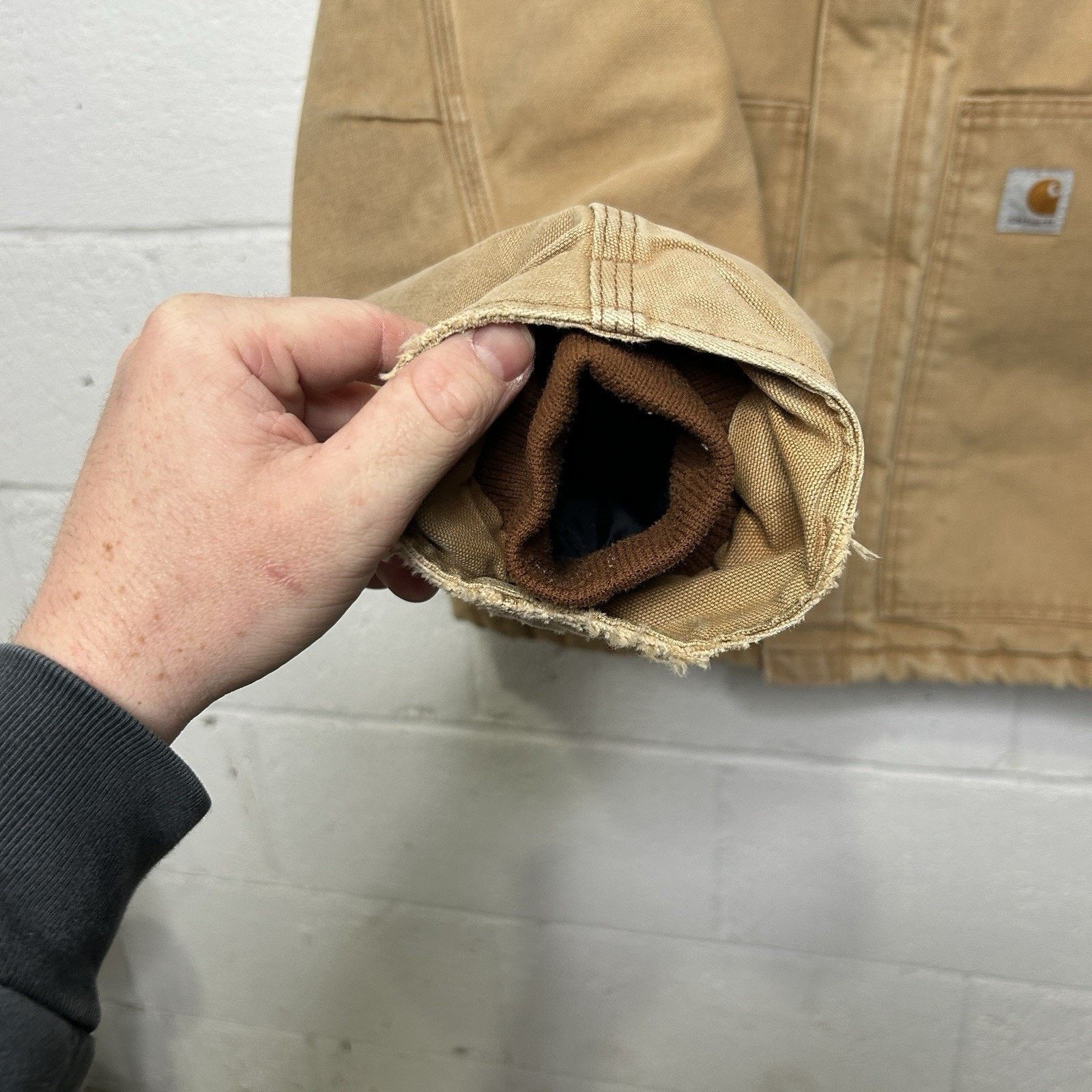Carhartt Carhartt Quilted Traditional Artic Jacket “Brown” J002 BRN Size US L / EU 52-54 / 3 - 7 Thumbnail