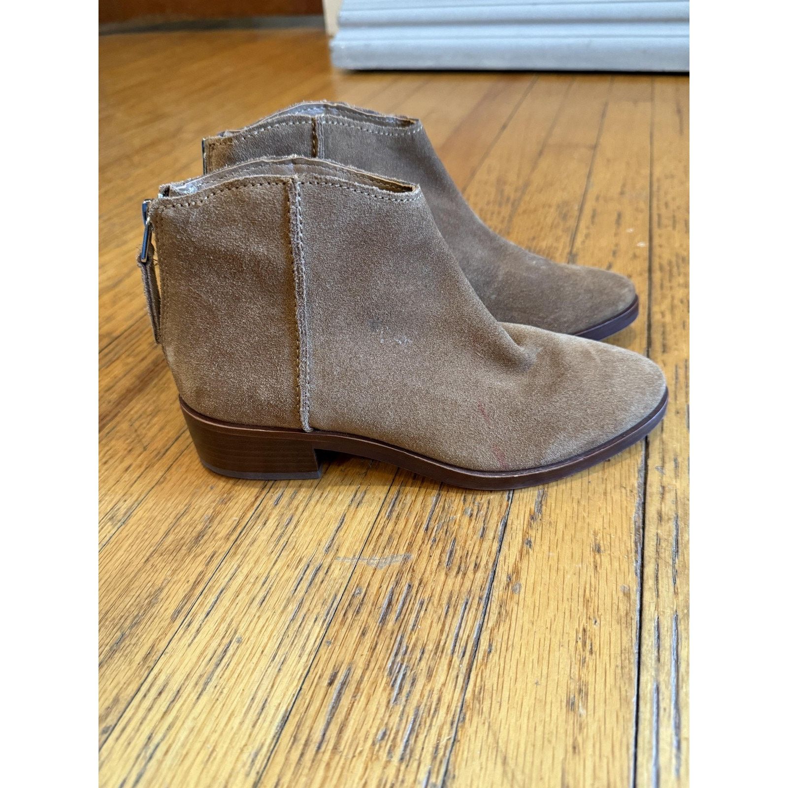 Dolce Vita Dolce Vita Boots Womens Size 6 Suede Ankle Zip Tucker Saddle Size US 6 / IT 36 - 2 Thumbnail