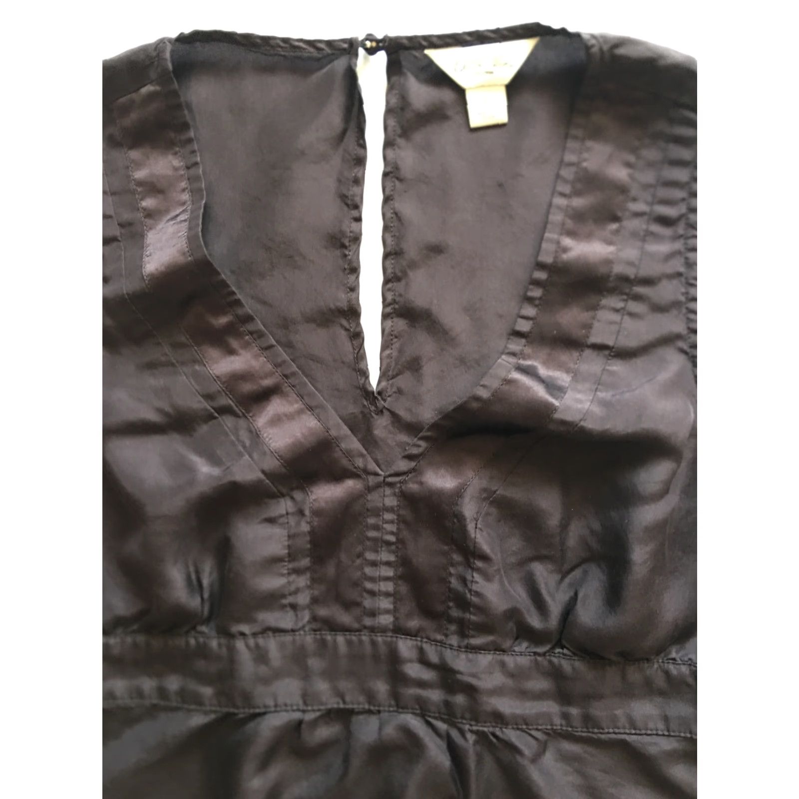 Old Navy Womens Silk Tank Camisole Dark Plum S Old Navy V-Neck Satin 1/4 Zip Casual Casual Womens Size S / US 4 / IT 40 - 4 Thumbnail
