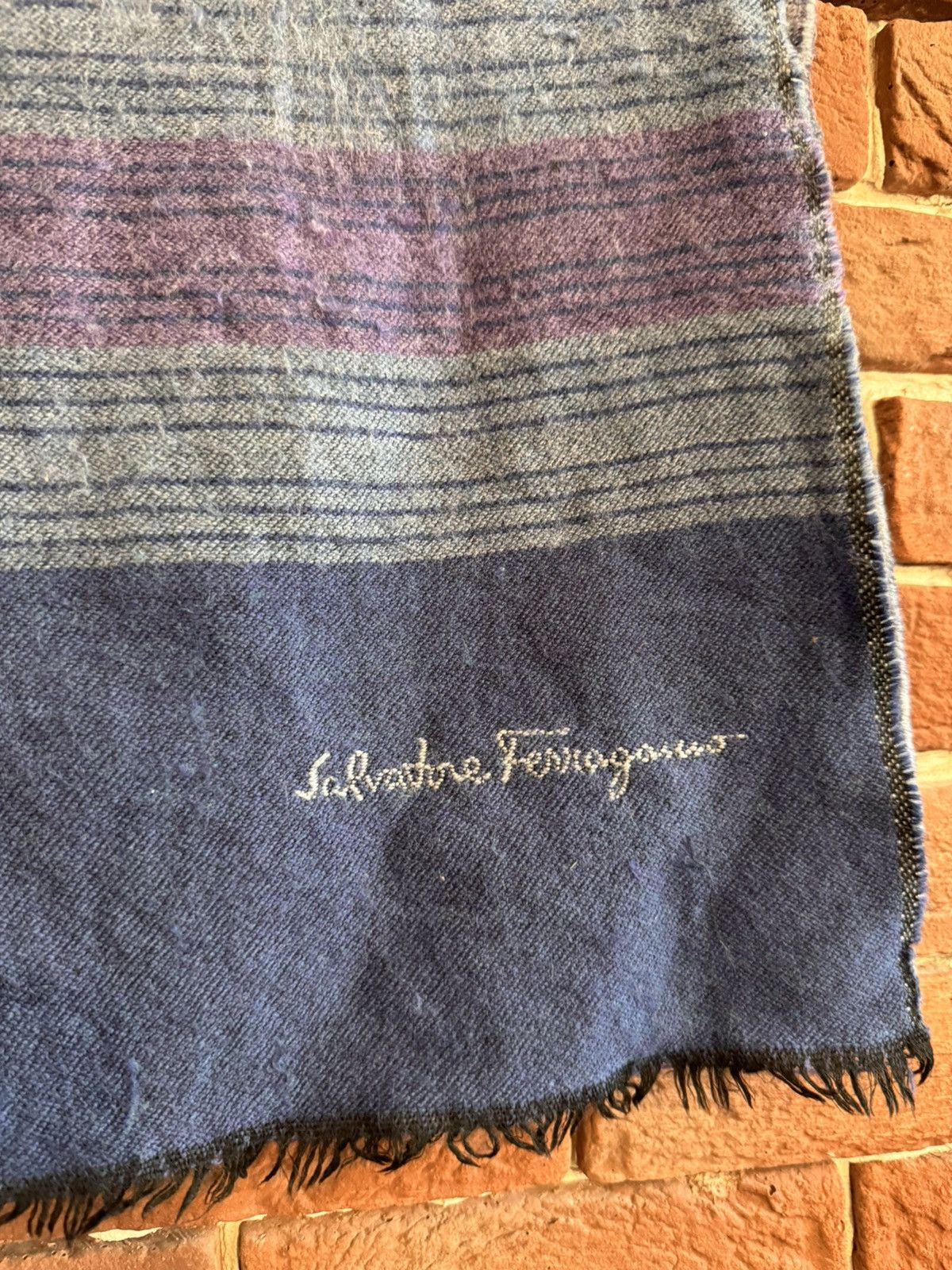 Salvatore Ferragamo Vintage Salvatore Ferragamo Scarf Winter Wool Silk Italy Size ONE SIZE - 3 Thumbnail