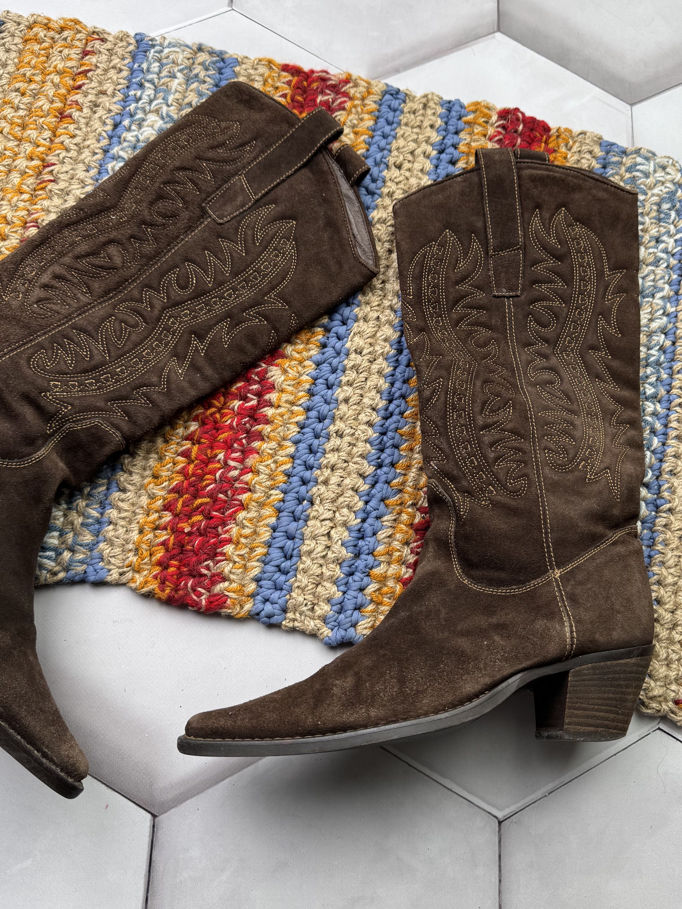 Japanese Brand Vintage Suede Boots Size US 7 / IT 37 - 3 Thumbnail