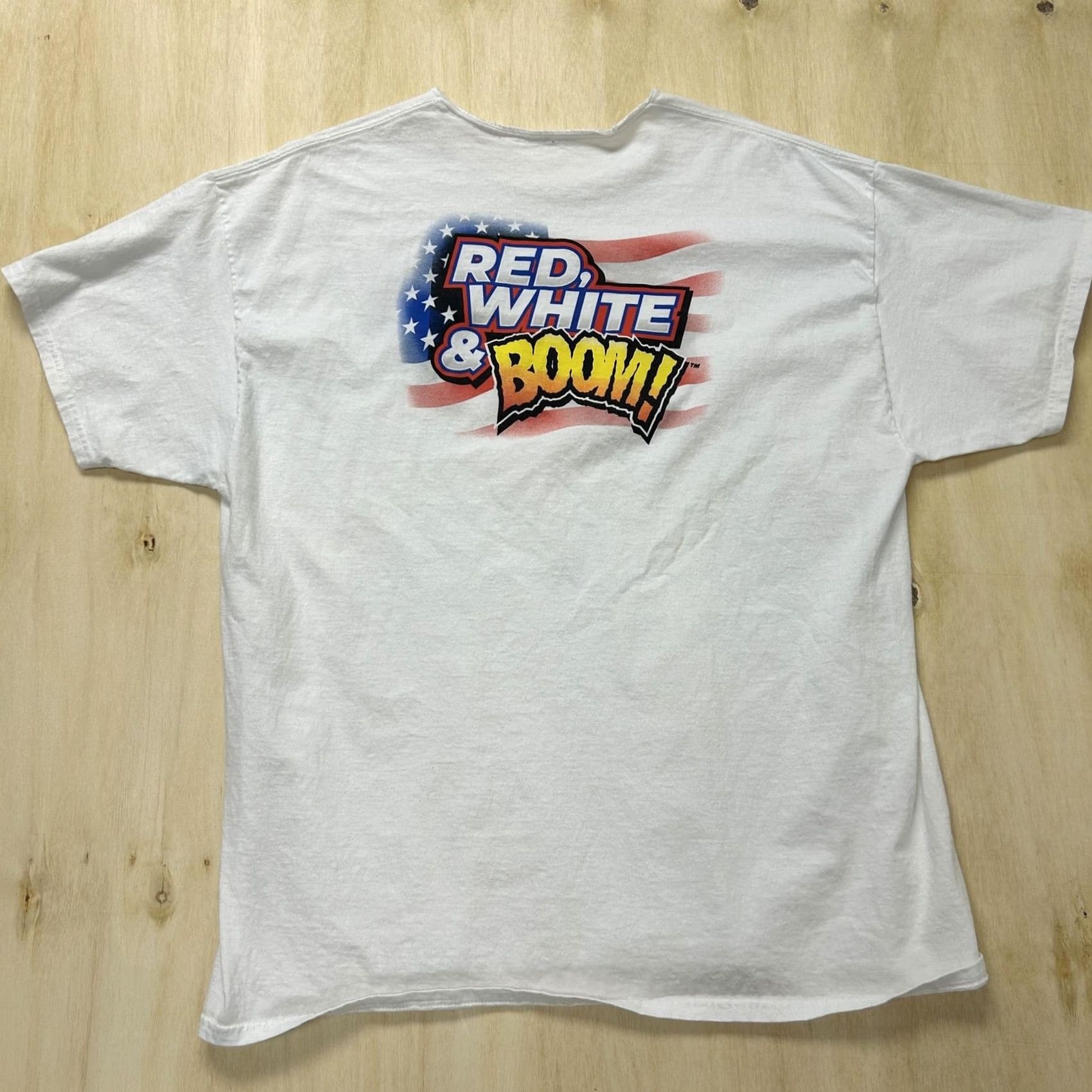 Vintage Phantom Fireworks Shirt Mens XL White Red White & Boom! Patriotic Tee T-Shirt Size US XL / EU 56 / 4 - 5 Thumbnail
