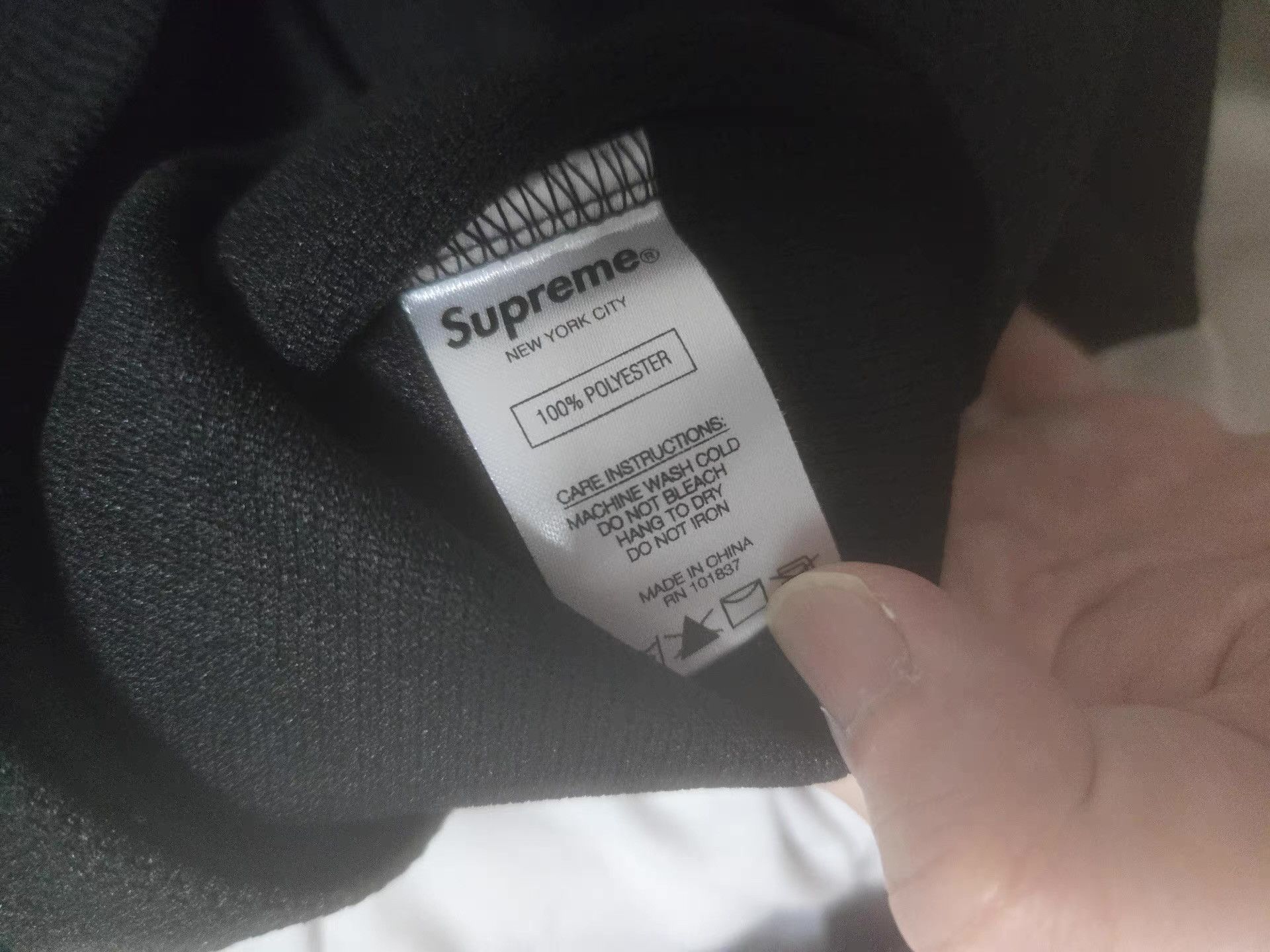 Supreme Supreme short sleeve Q6 Size US M / EU 48-50 / 2 - 4 Thumbnail