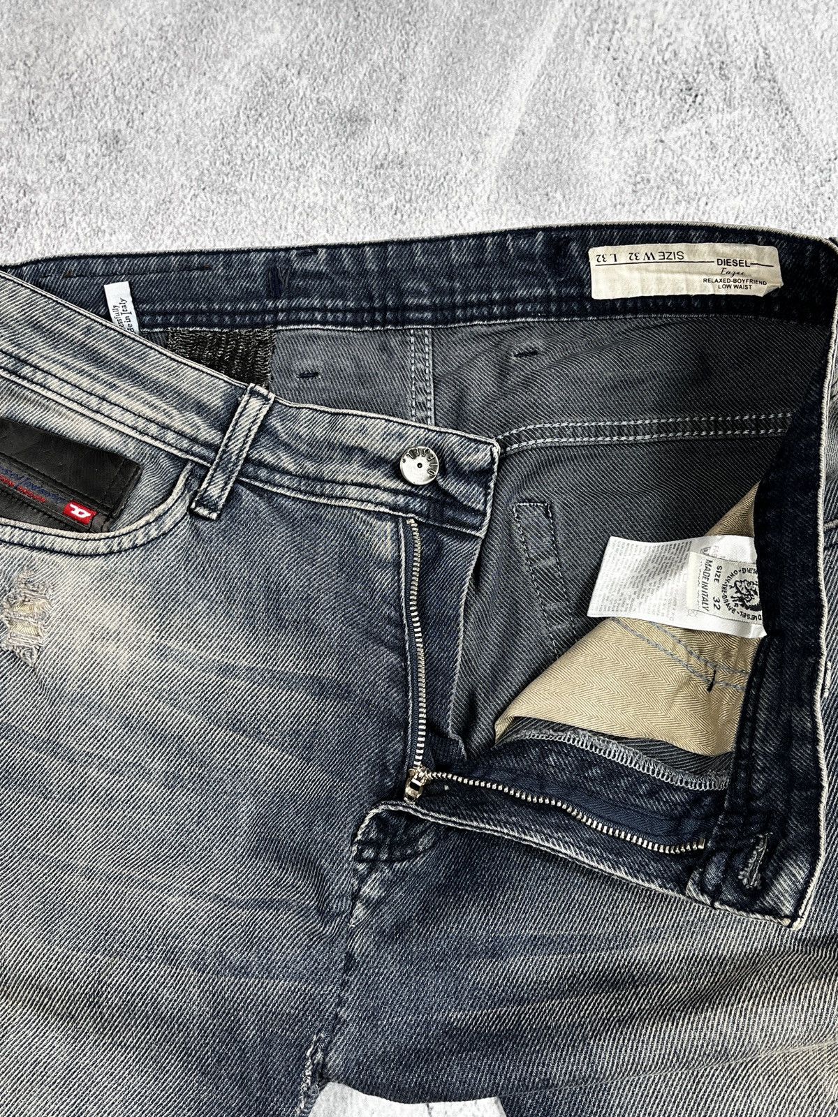 Diesel × Vintage VintageY2K Diesel faded boyfriend denim jeans streetwear Size 32" / US 10 / IT 46 - 10 Thumbnail