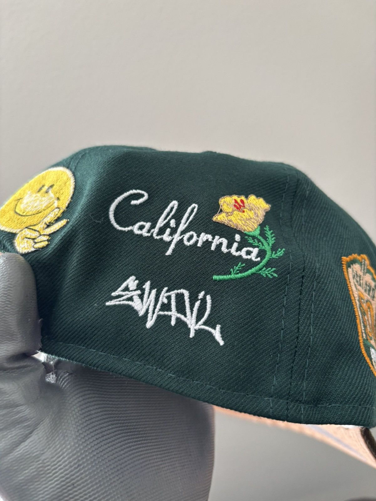 Vintage OAKLAND ATHLETICS PEACH BRIM SIDE PATCH EMBROIDERED FITTED Size ONE SIZE - 3 Thumbnail