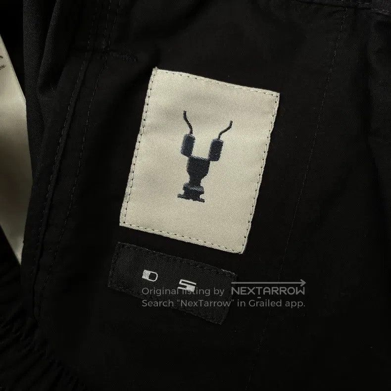Rick Owens RICK OWENS size L Black pocket drop-crotch shorts Size US 27 - 6 Thumbnail