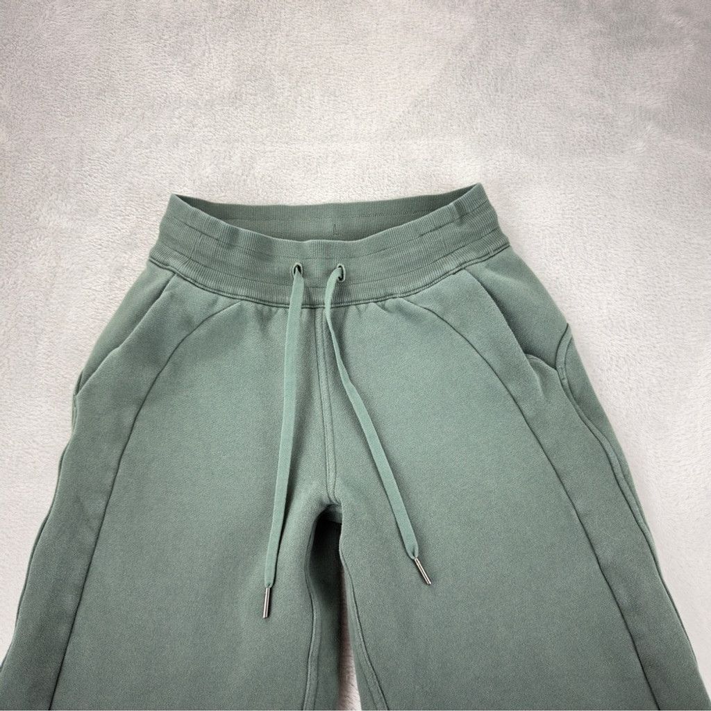 Lululemon Lululemon Women's Size 2 Scuba Mid Rize Wide Leg Pant Size 26" / US 2 / IT 38 - 5 Thumbnail