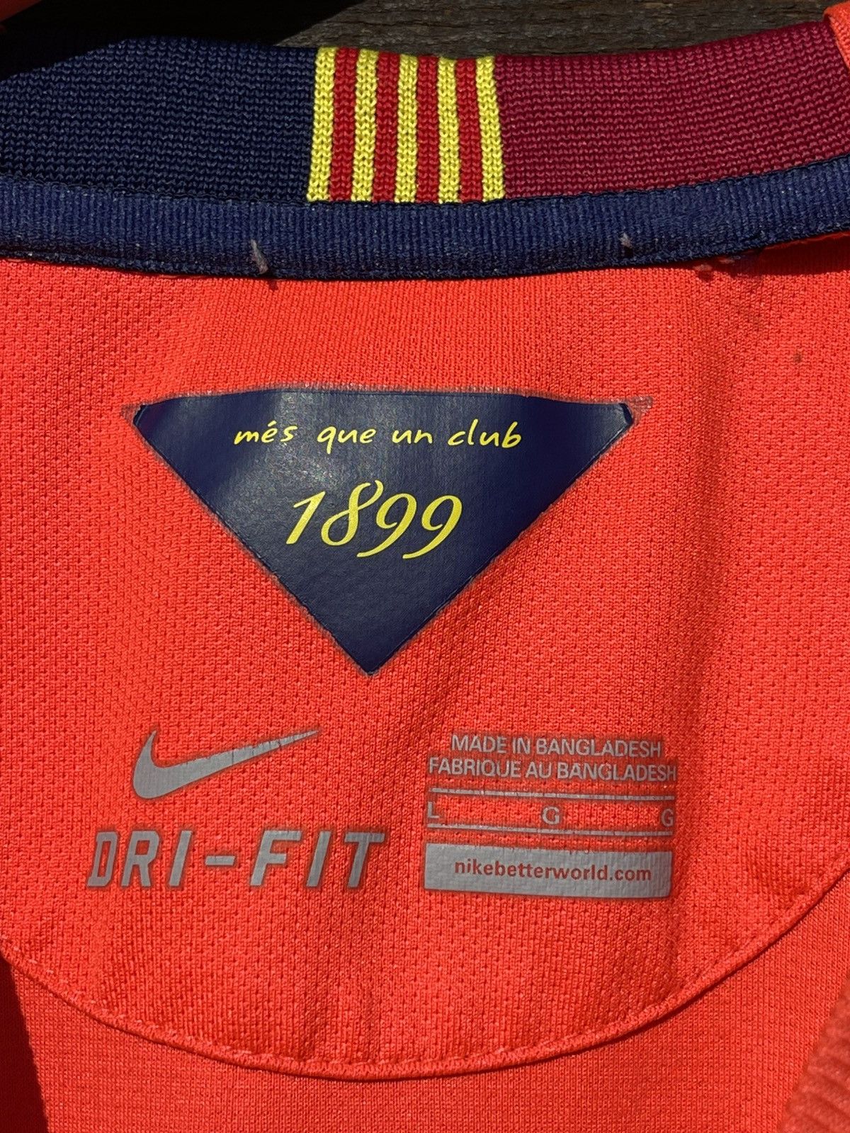 Nike 2014 Nike Barcelona Acid Soccer Jersey Vintage Size US L / EU 52-54 / 3 - 10 Thumbnail