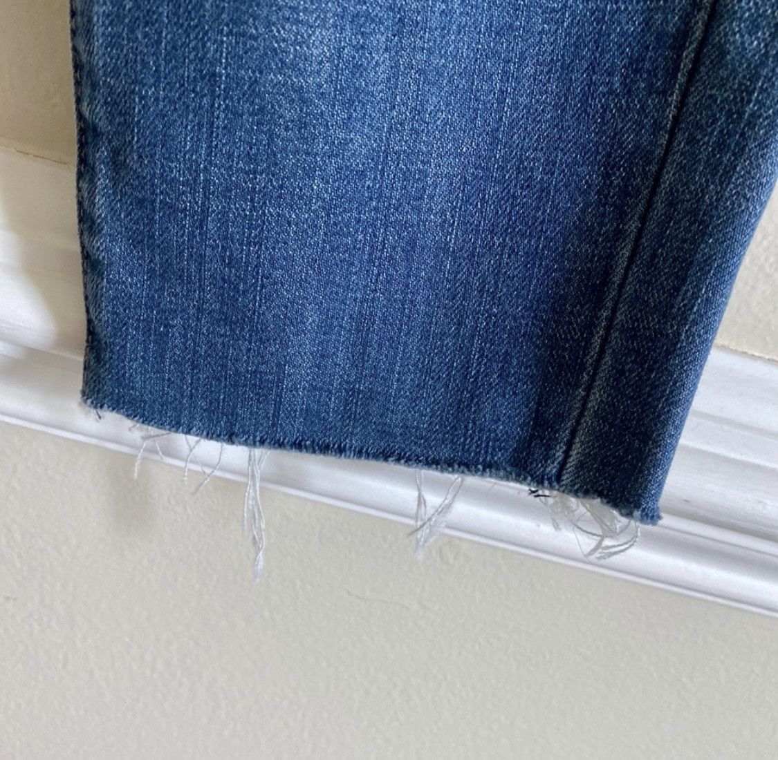 Other ARTICLES OF SOCIETY DISTRESSED MEDIUM WASH JEANS Size 27" / US 4 / IT 40 - 9 Thumbnail