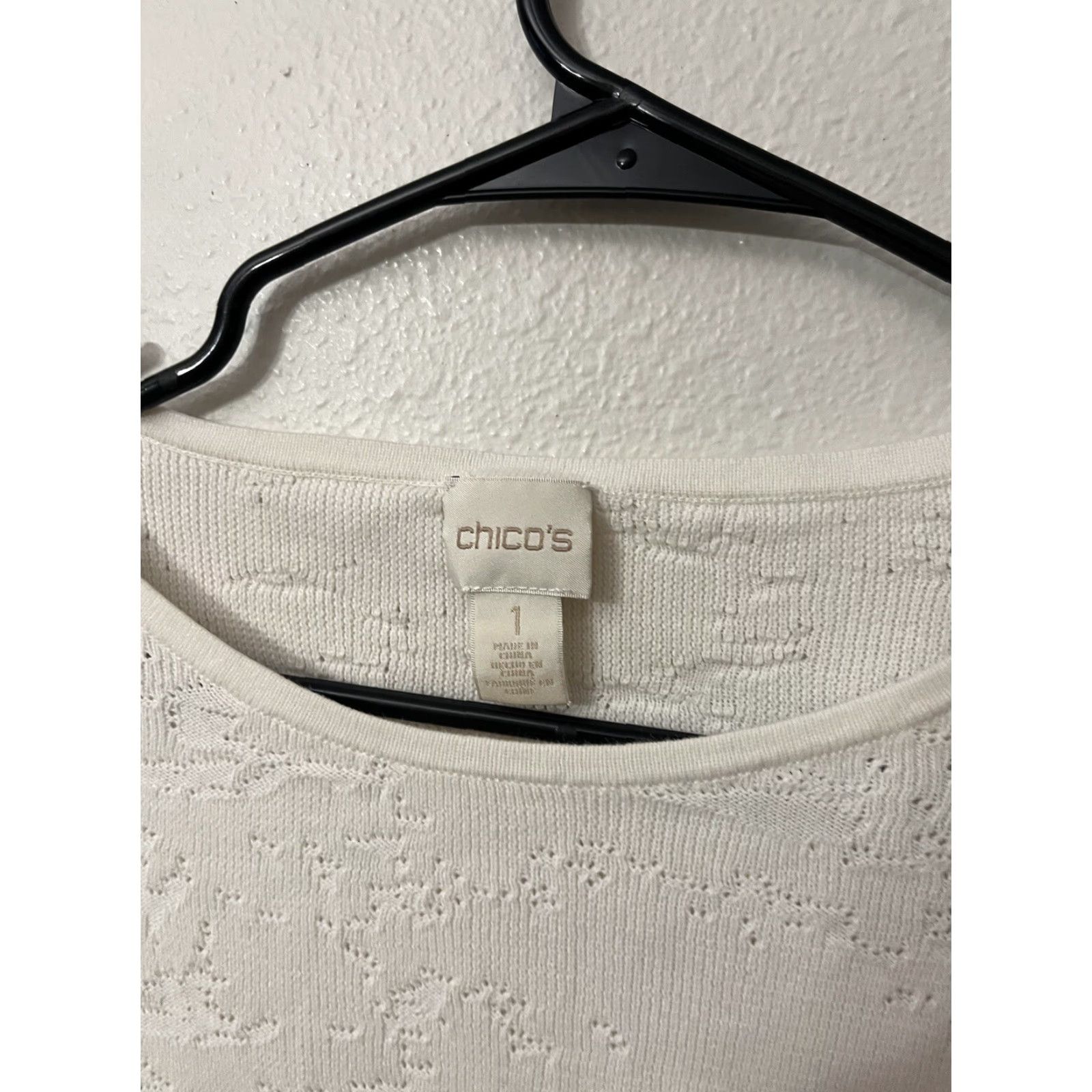 Vintage Chicos Womens Blouse 1 Casual Embroidered Floral Lace Sleeve Crew Neck White Size 1 Regular Womens Size XS / US 0-2 / IT 36-38 - 2 Thumbnail