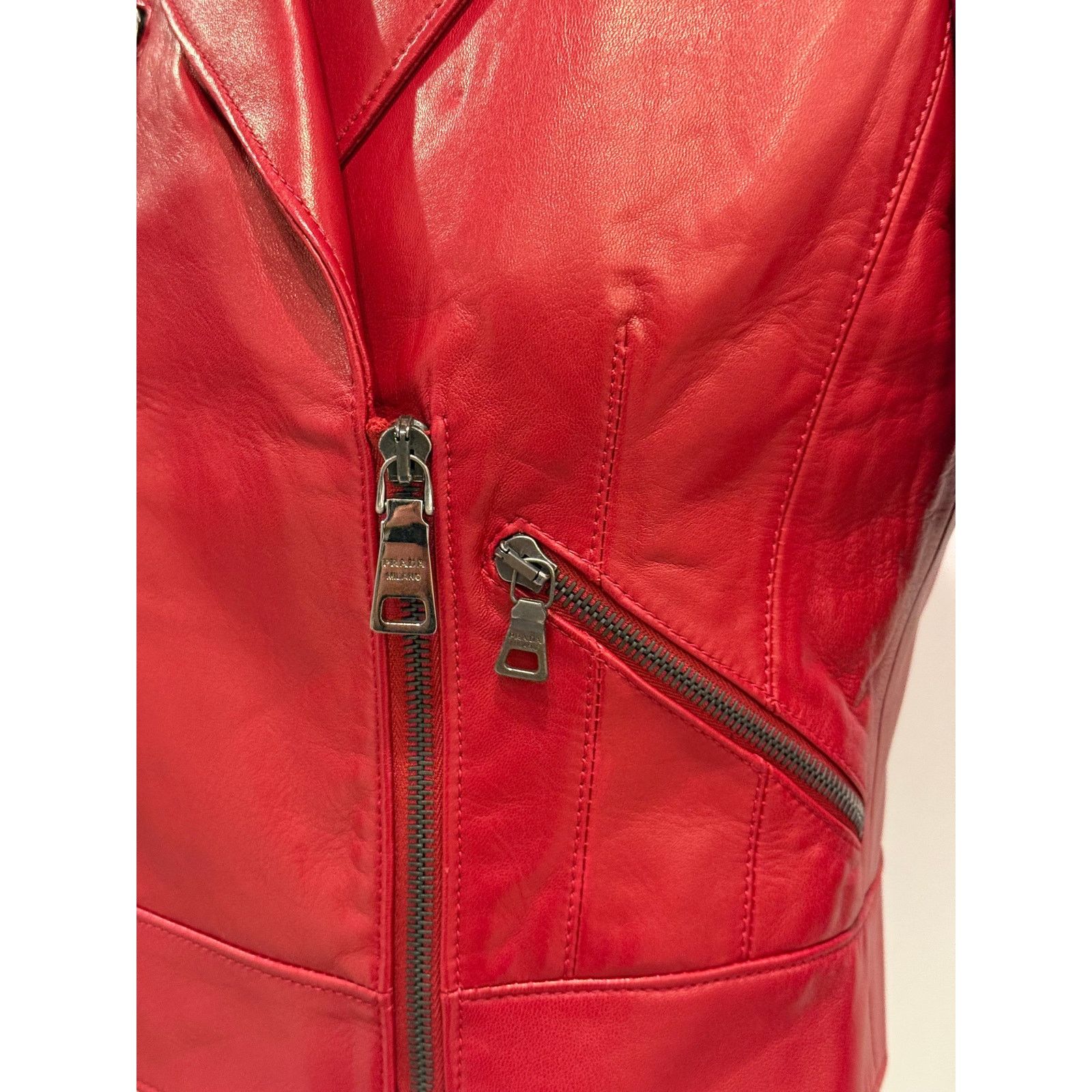 Prada 2000s Prada red biker leather jacket Size US S / EU 44-46 / 1 - 9 Thumbnail