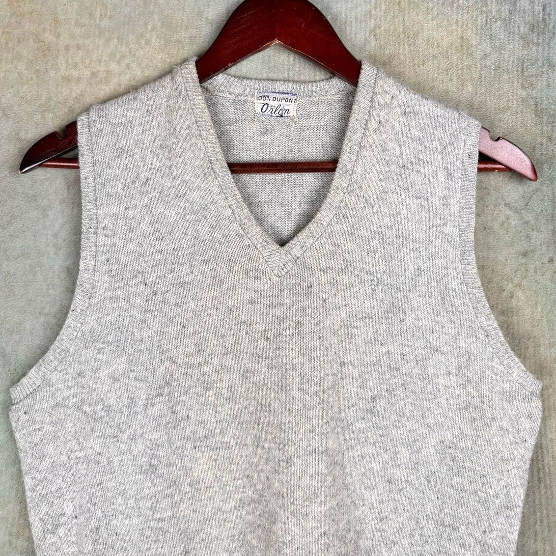 Vintage VTG 60s Knit Sweater Vest Mens M Gray V Neck Plain True Vtg Size US M / EU 48-50 / 2 - 4 Thumbnail