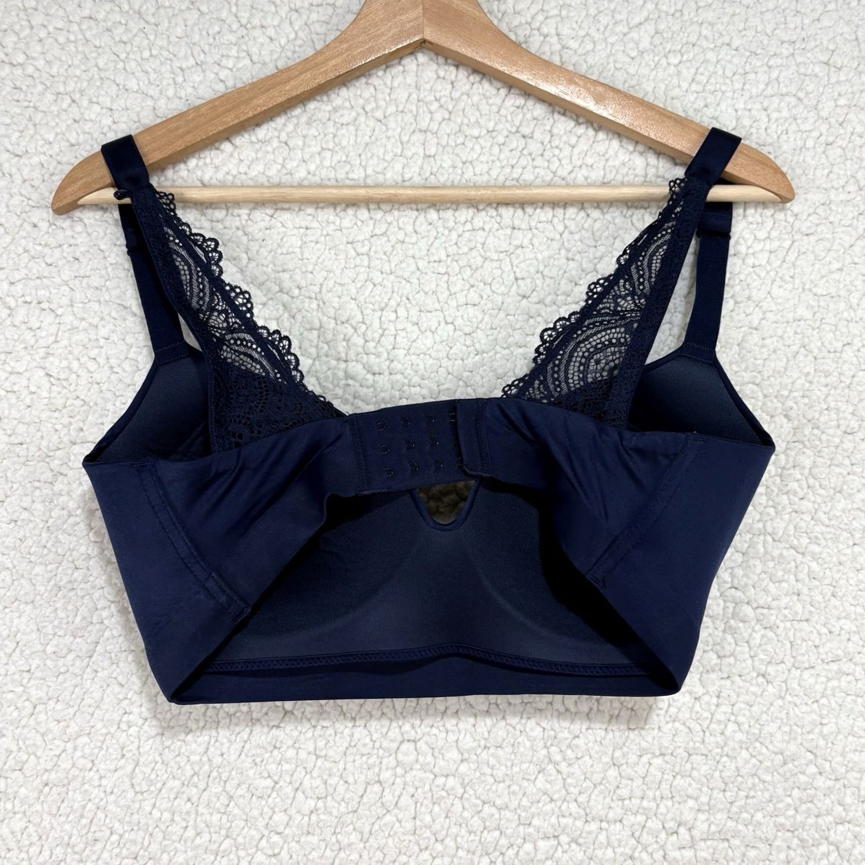 Vintage Soma Enbliss Luxe Wireless J Hook Bra 34DD Navy Lace Back Comfort Soft Size ONE SIZE - 4 Thumbnail