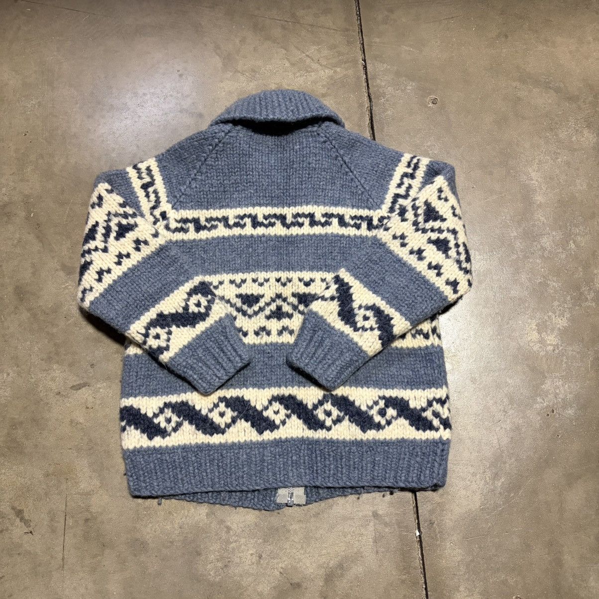 Vintage Vintage Cowichan Sweater Cardigan Zip Up Wool Canadian 70s Size US S / EU 44-46 / 1 - 8 Thumbnail