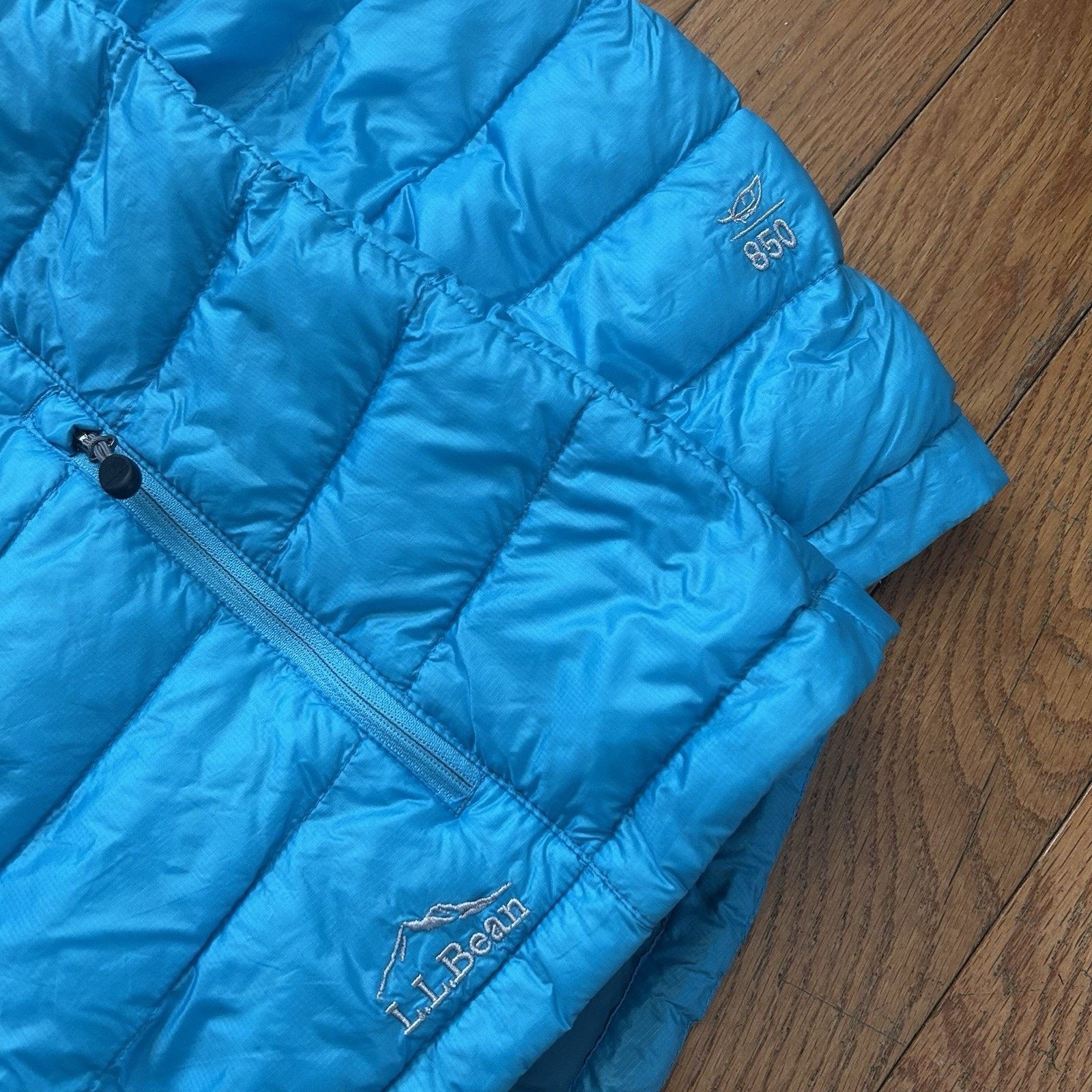 L.L. Bean US Ski Team Down Downtek Puffer Hooded Zip Women’s Jacket Size M / US 6-8 / IT 42-44 - 4 Thumbnail