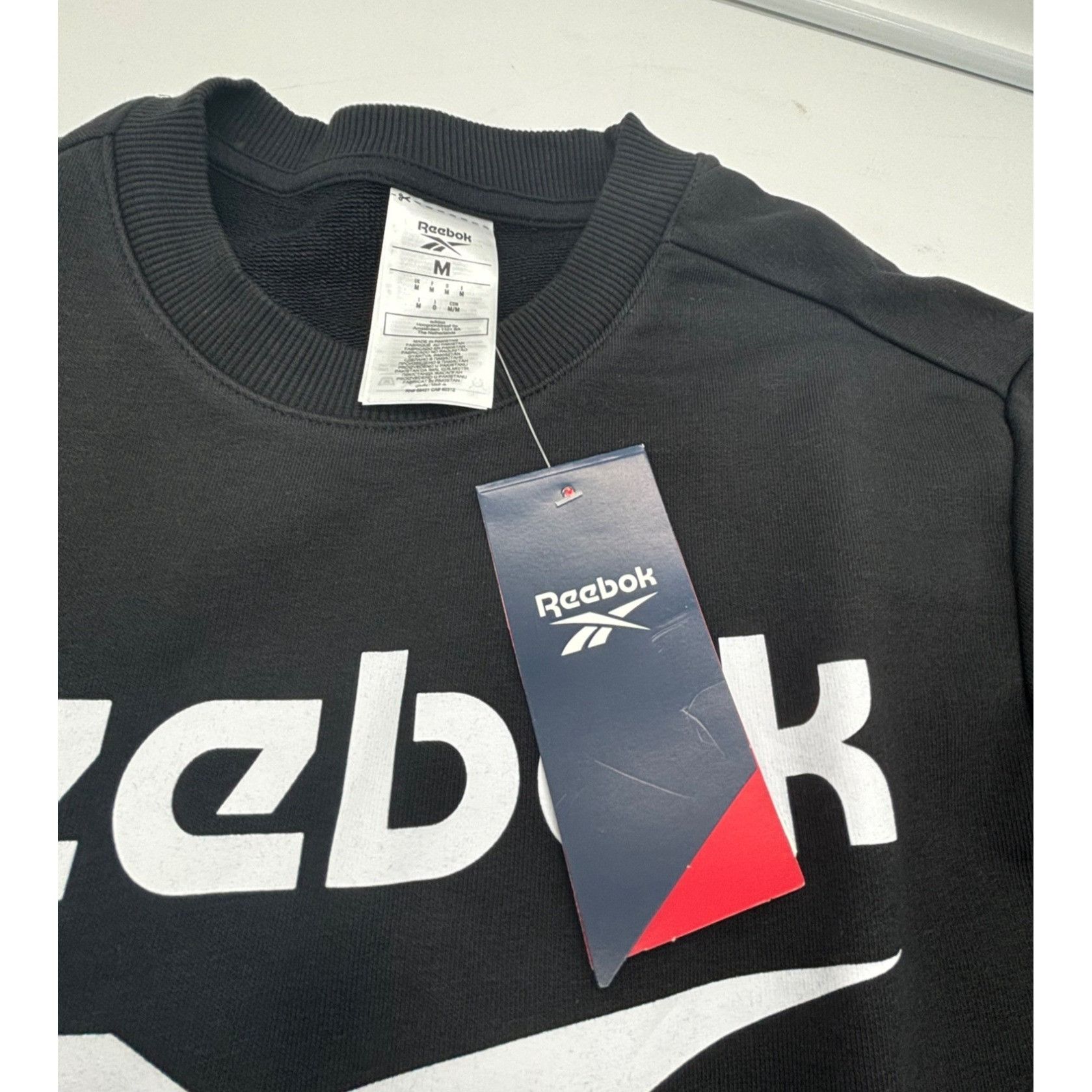 Reebok Reebok Men's Identity Big Logo Crew in Black, Sz. M Size US M / EU 48-50 / 2 - 7 Thumbnail