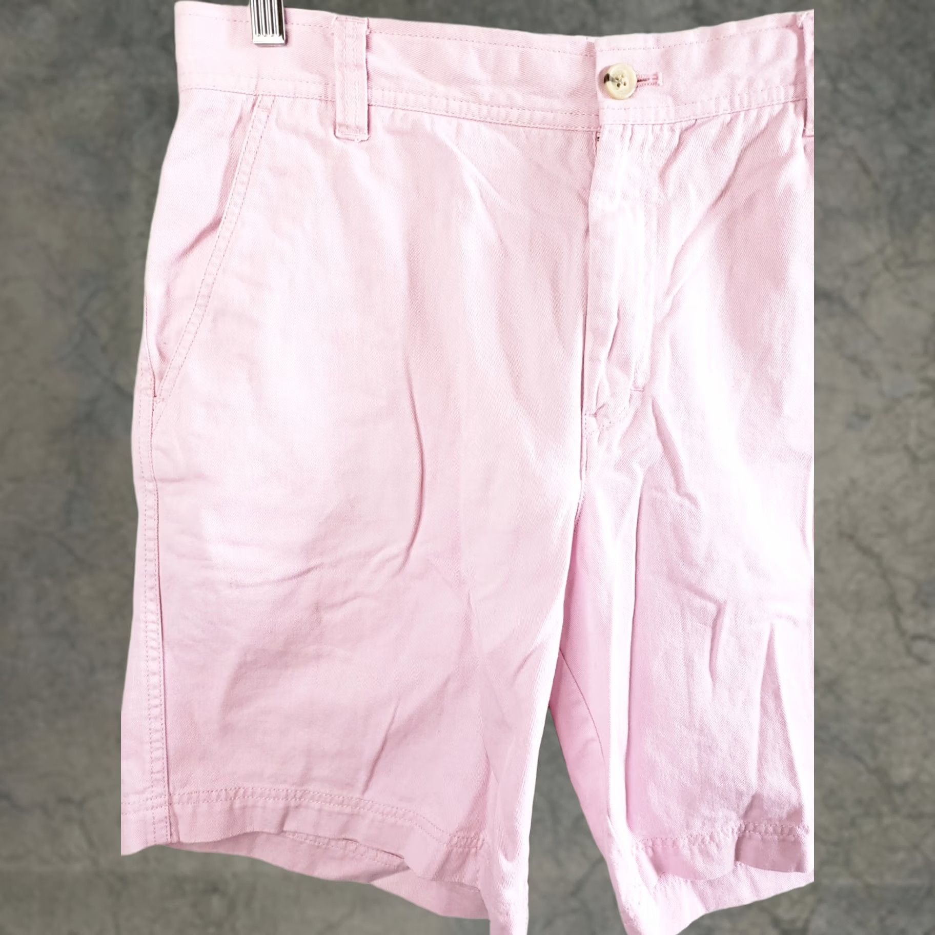 Izod IZOD Saltwater Shorts Men 34x9 Pink Regular Fit Flat Front 9" Inseam Casual Cotton Chino Zip Belt Loops Logo Stretch Vintage? No Size US 34 / EU 50 - 1 Thumbnail