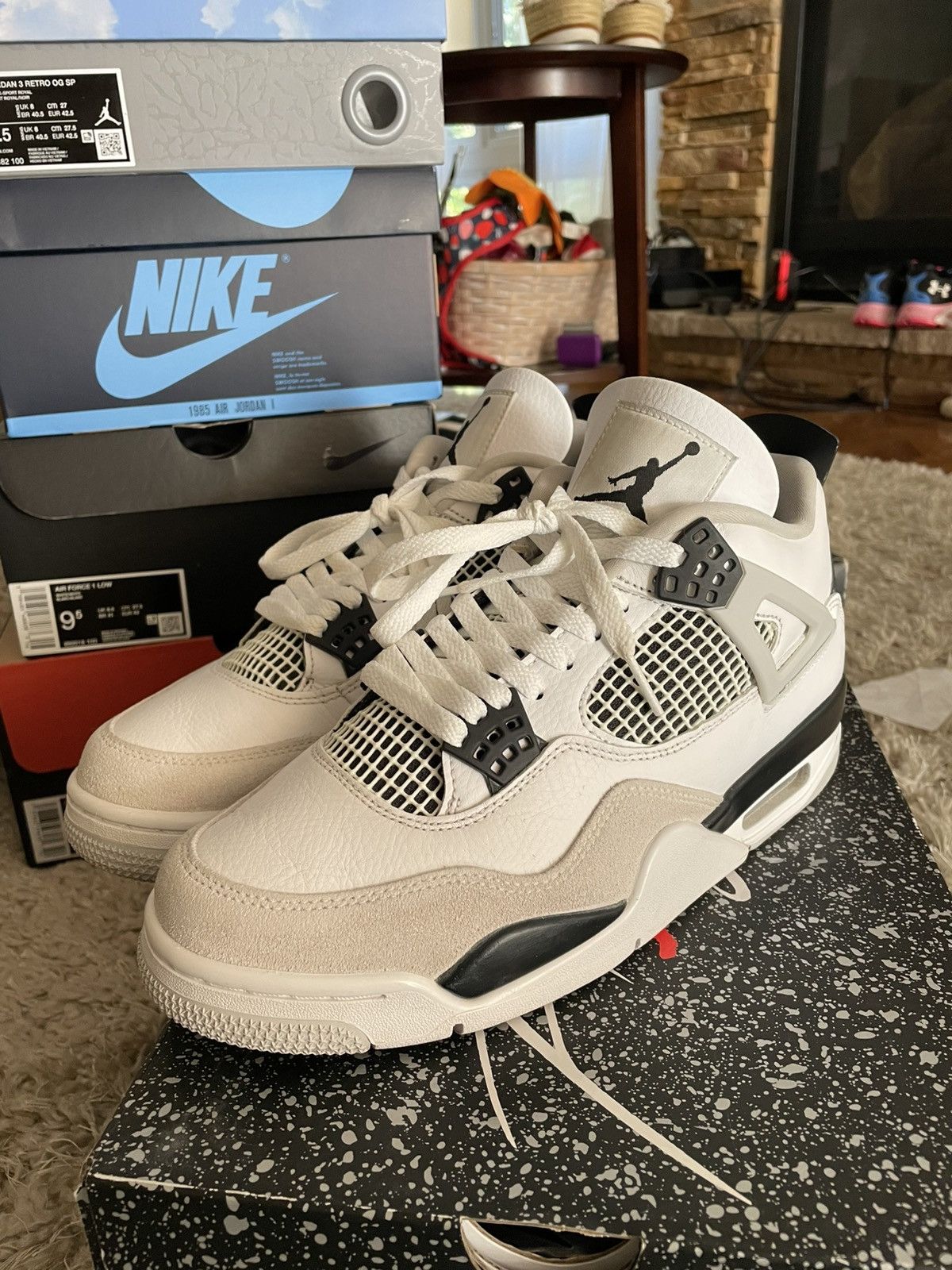 Jordan Brand Jordan 4 Military Black Size US 9 / EU 42 - 1 Thumbnail