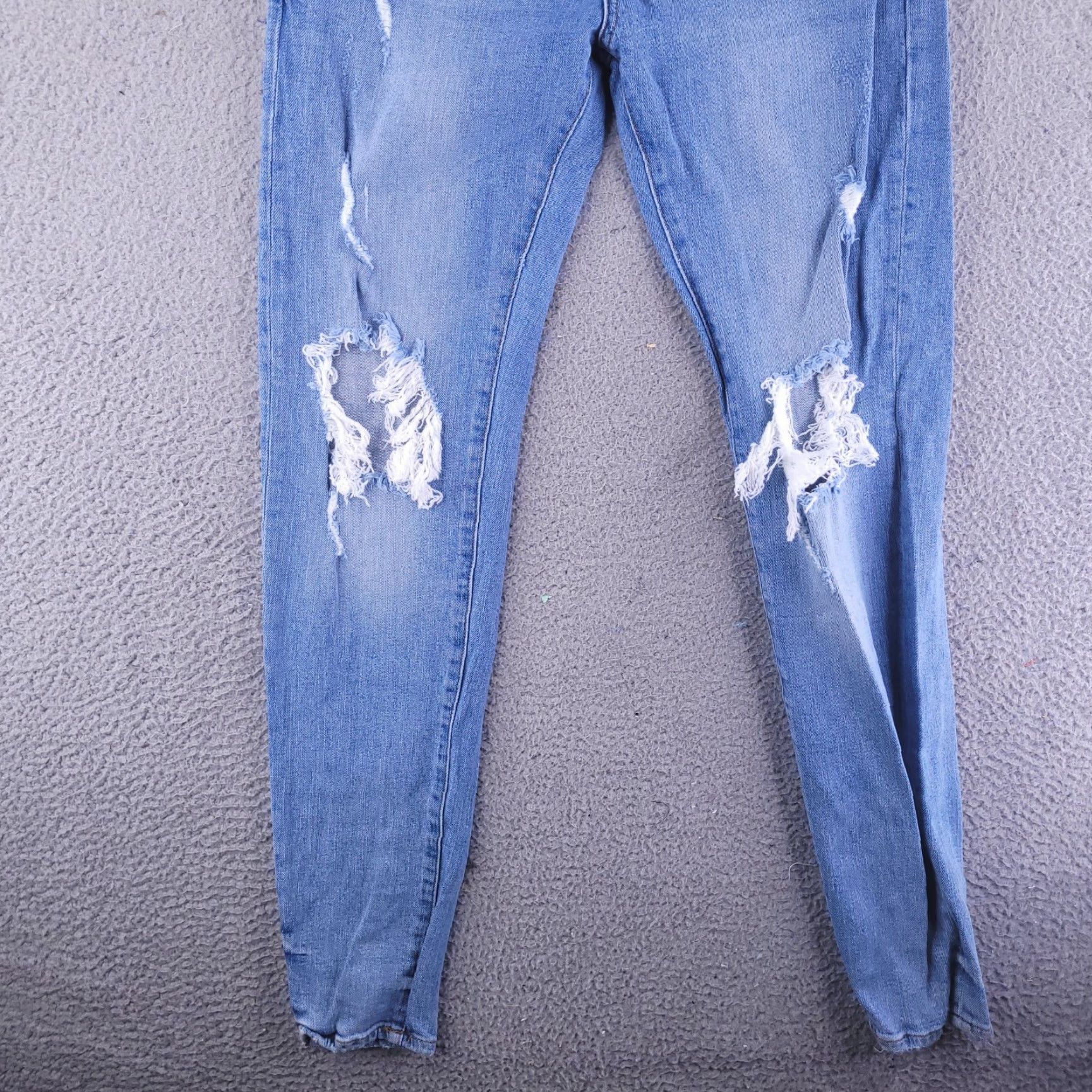 Forever 21 Forever 21 Jeans Mens 28x32 Blue Skinny Distressed Ripped Jeans Mens Slim Straight style Skinny Size US 28 / EU 44 - 5 Thumbnail