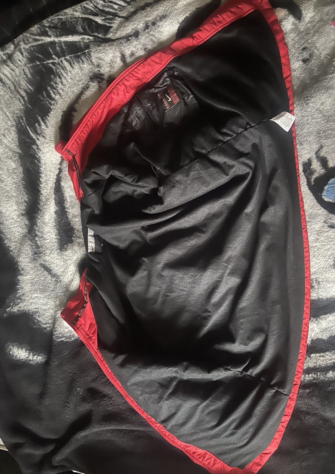 Nike × Vintage Nike 00’s Vintage red shine y2k puffer jacket Size US XL / EU 56 / 4 - 12 Thumbnail
