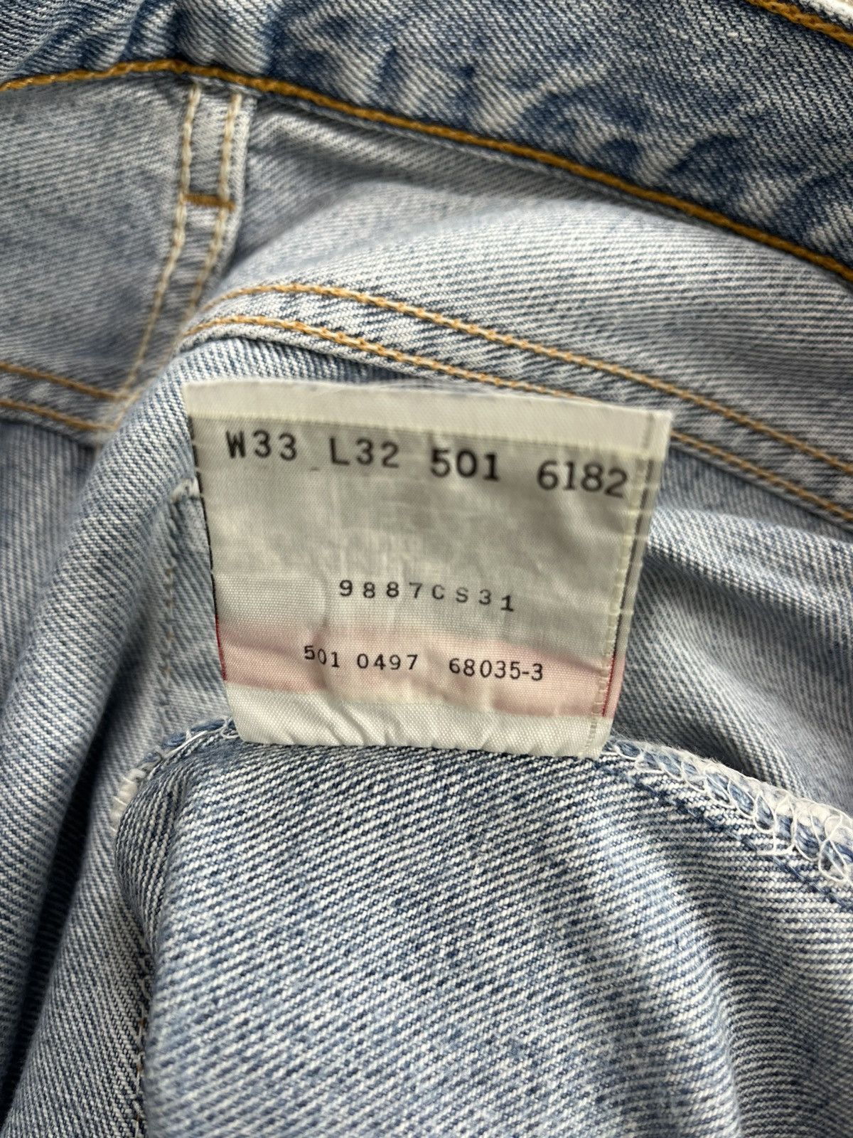 Levi's Vintage Clothing 🇺🇸1990s Vintage Levis 501 33x32 Straight Leg Light Blue Jeans Size US 32 / EU 48 - 14 Thumbnail