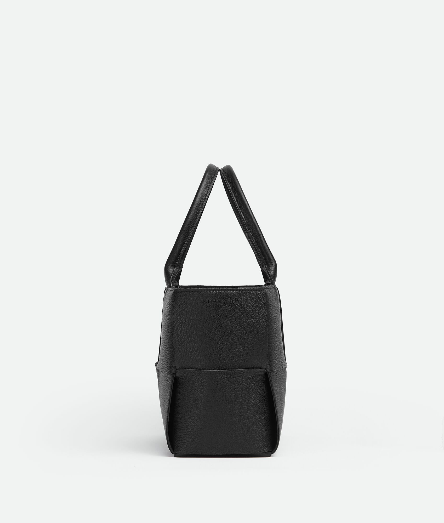 Bottega Veneta o1n1vont0325 Size: OS / Small Arco Tote Bag in Black Size ONE SIZE - 2 Thumbnail