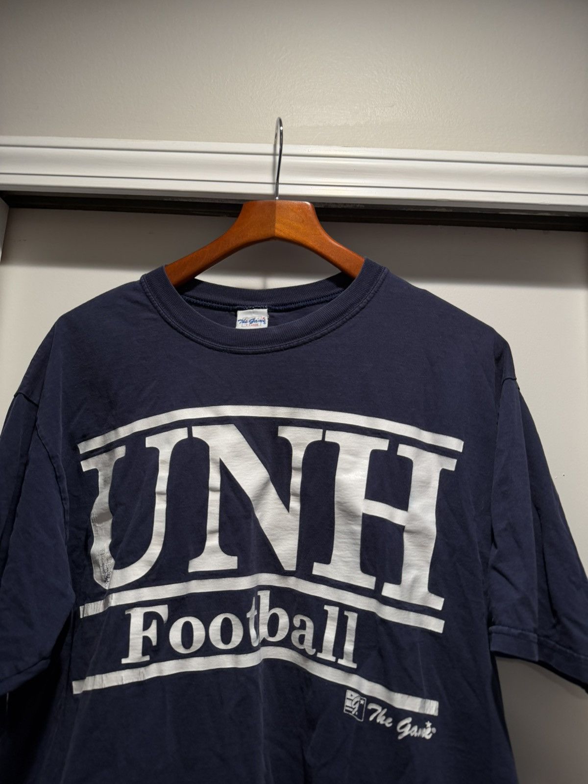 Other Vintage UNH Football Tee Size US L / EU 52-54 / 3 - 2 Thumbnail