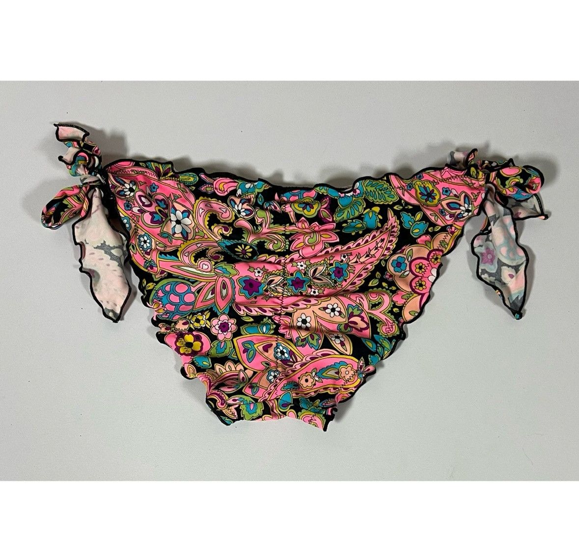 Victoria's Secret Victoria’s Secret Paisley Ruched Bikini Bottoms Size S 🩷✨ Size ONE SIZE - 4 Thumbnail
