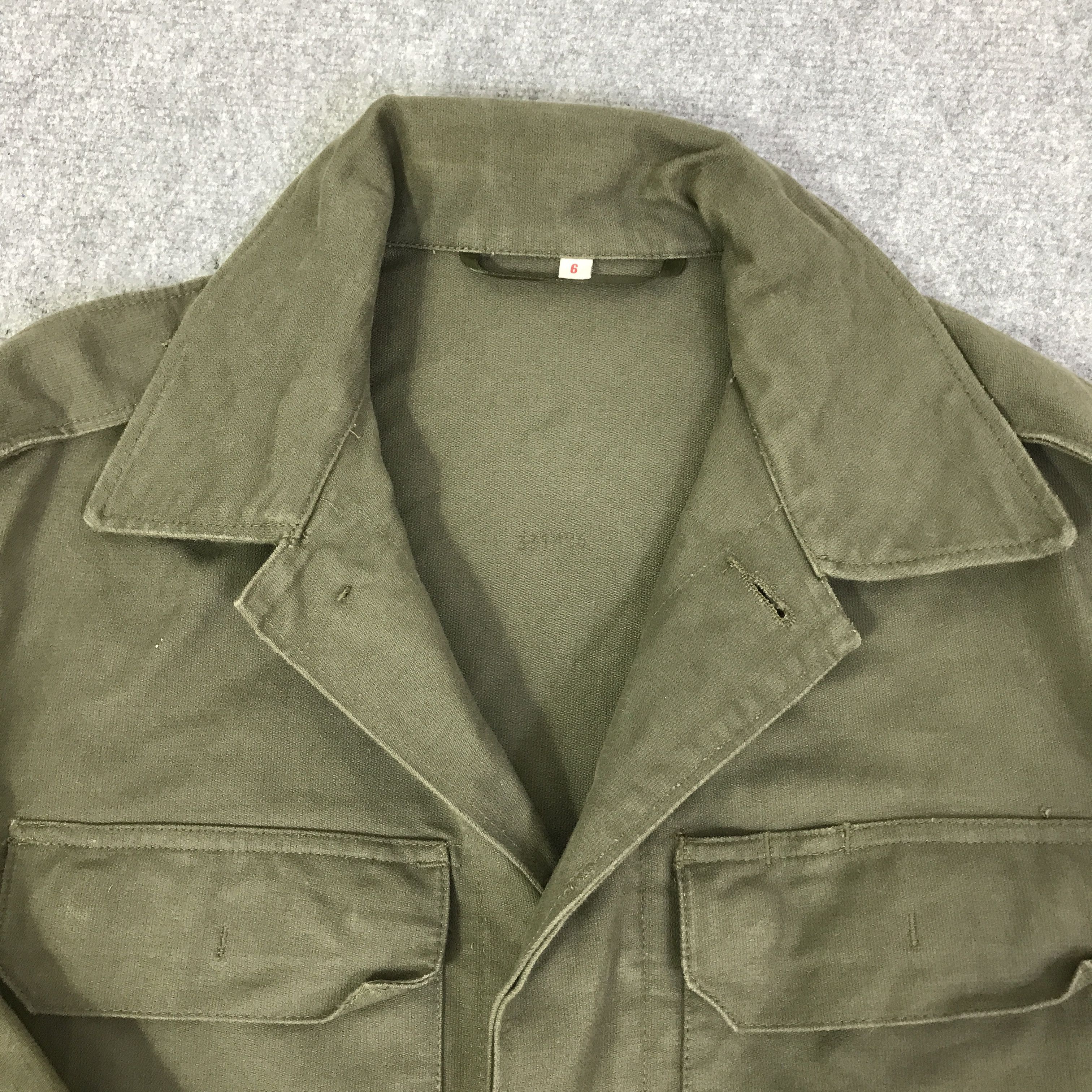Vintage ARMY GREEN BUTTON JACKET K114B19 Size US L / EU 52-54 / 3 - 8 Thumbnail
