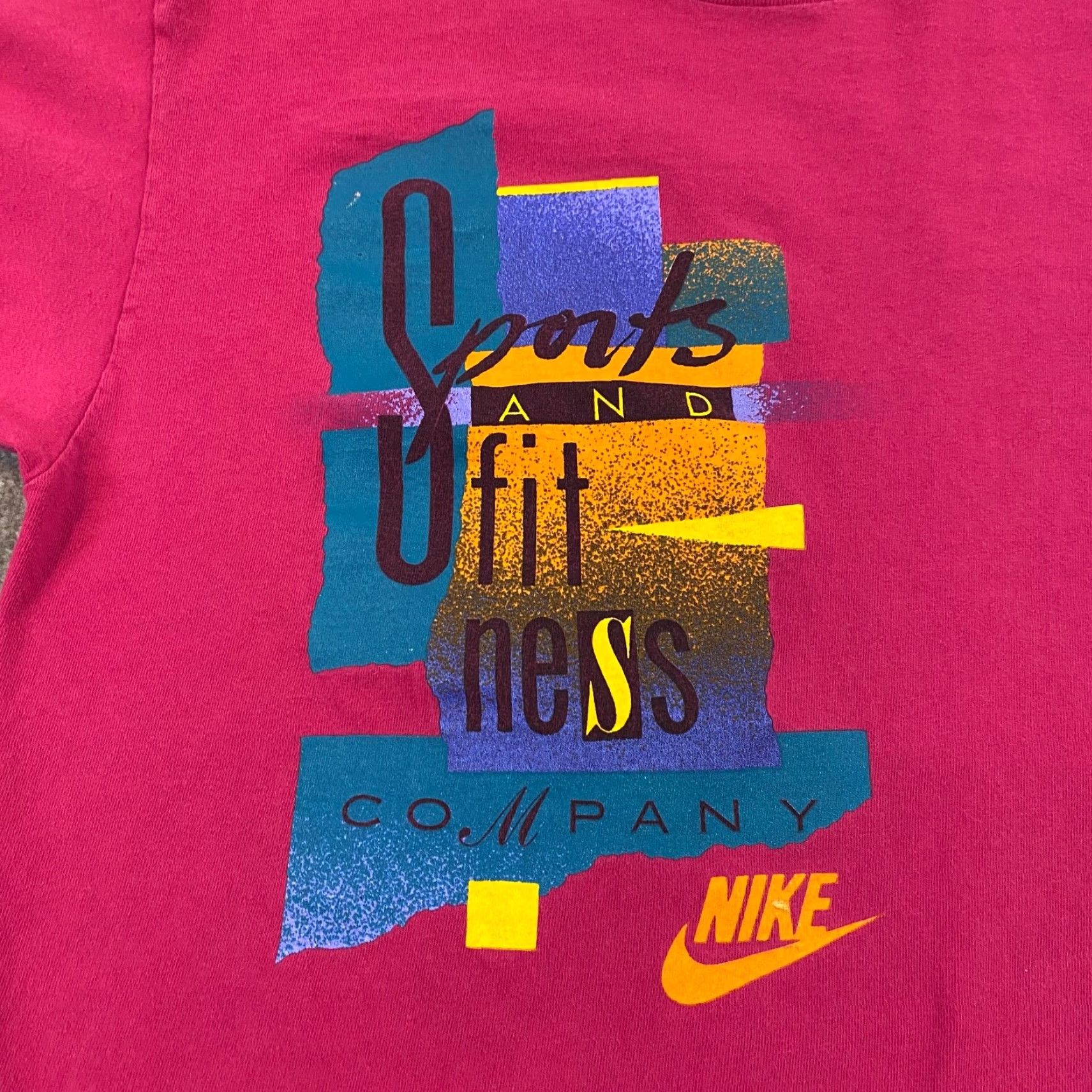 Nike VINTAGE Nike Shirt Mens M Pink Graphic Tee 90s Y2K Sports USA Tee Short Sleeve Crew Neck Cotton T-Shirt Size US M / EU 48-50 / 2 - 3 Thumbnail