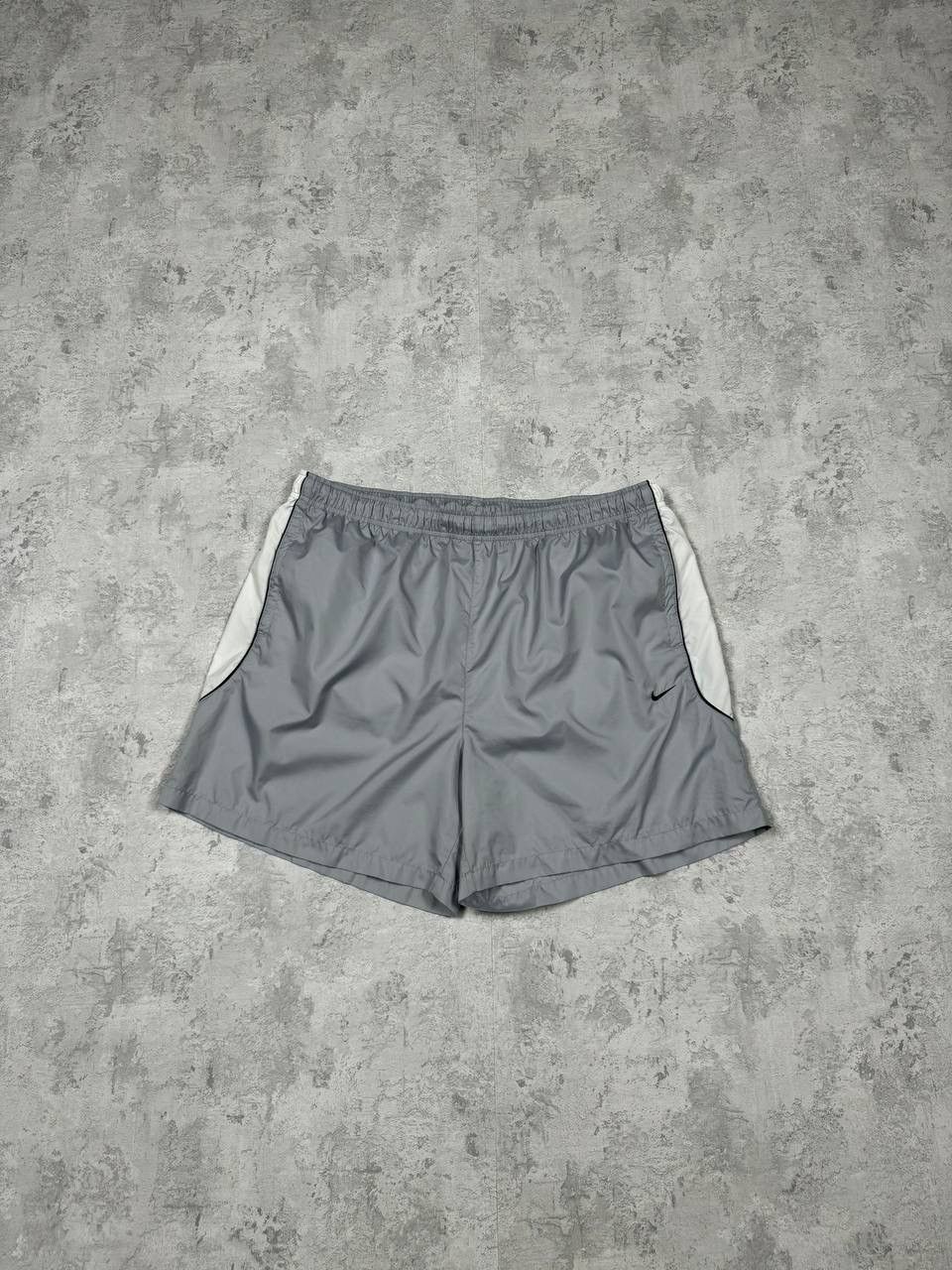 Nike Vintage Nike Y2K Gray Shorts Size XXL Size US 42 / EU 58 - 1 Thumbnail