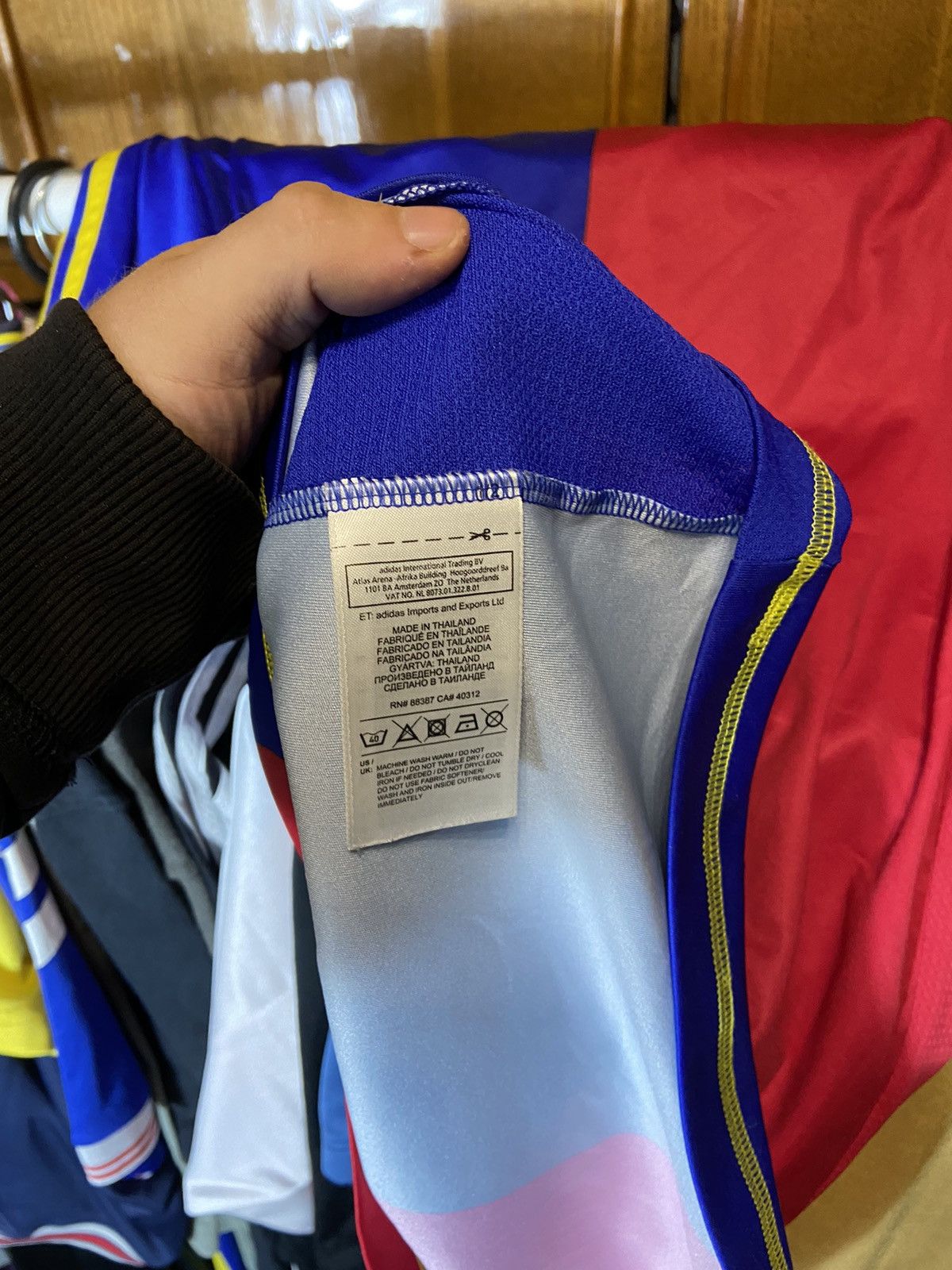 Vintage FC BASEL VINTAGE SOCCER FOOTBALL JERSEY BLOCK CORE STYLE Y2K Size US S / EU 44-46 / 1 - 8 Thumbnail