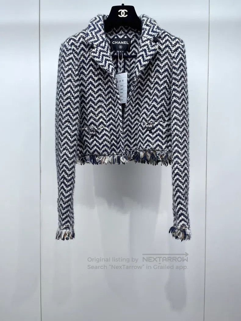 Chanel Chanel Snow series soft tweed tassel jacket Size XS / US 0-2 / IT 36-38 - 1 Thumbnail