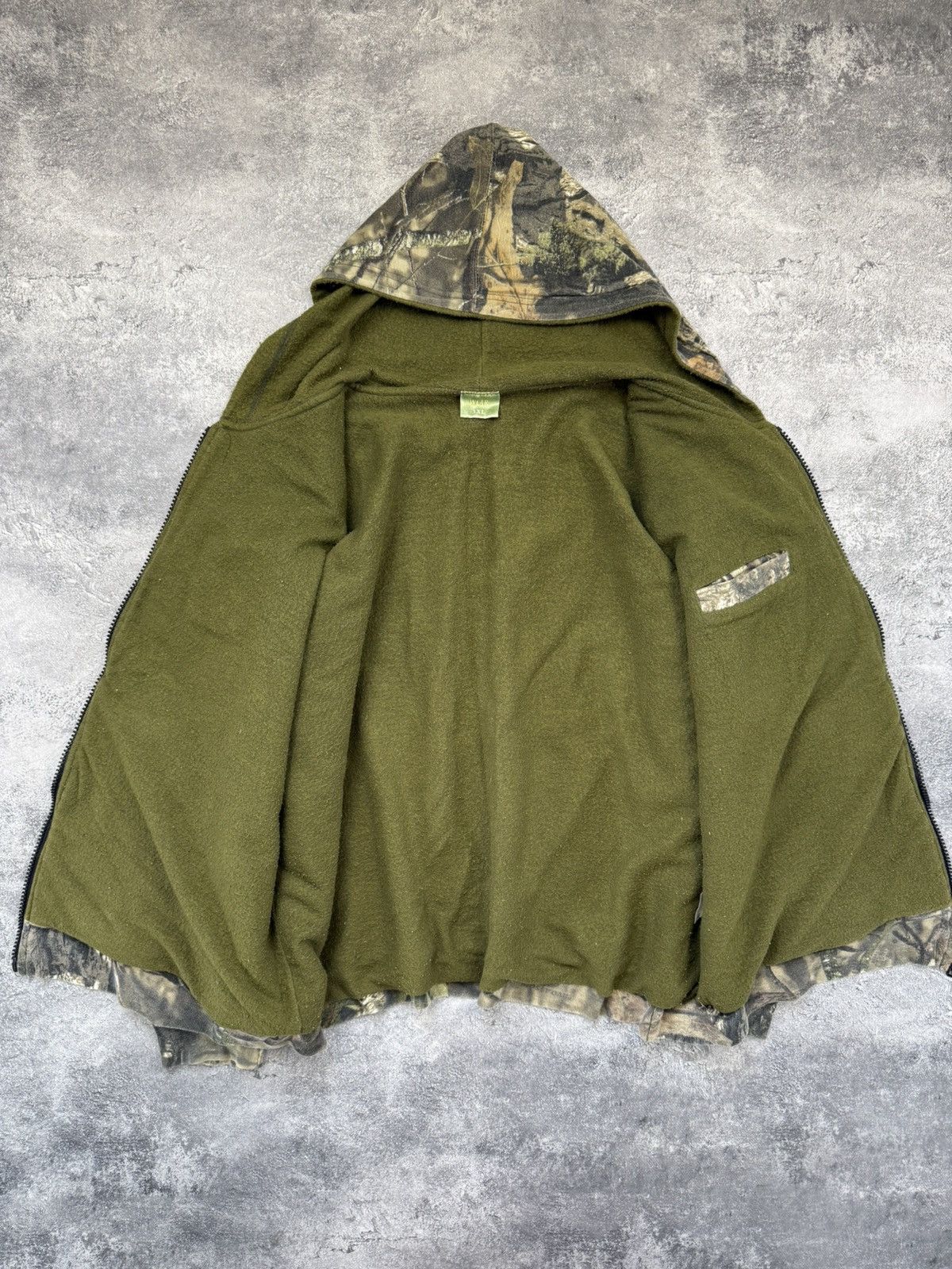 Realtree Crazy Vintage 90s Boxy RealTree Y2K Camo Work Jacket Skater Size US XL / EU 56 / 4 - 13 Thumbnail